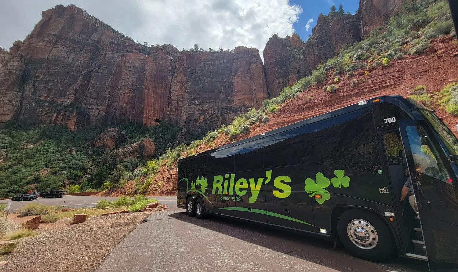 Riley Tours - Escorted Bus Tours & Vacation Packages