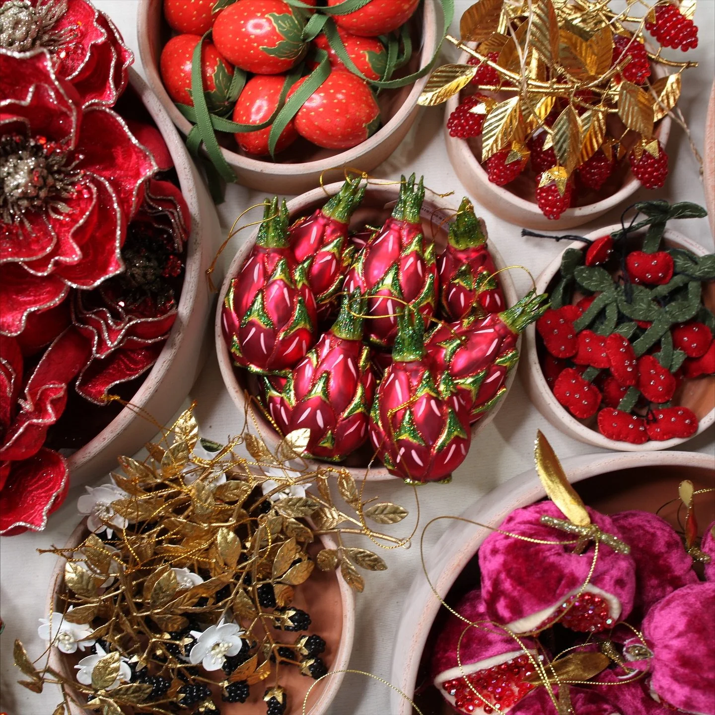 Holiday goods have officially arrived at Flora Grubb Gardens! We&rsquo;re busy preparing for the arrival of our Christmas trees &mdash; keep an eye out for their debut soon at our San Francisco and Los Angels locations.🌲🌲🌲