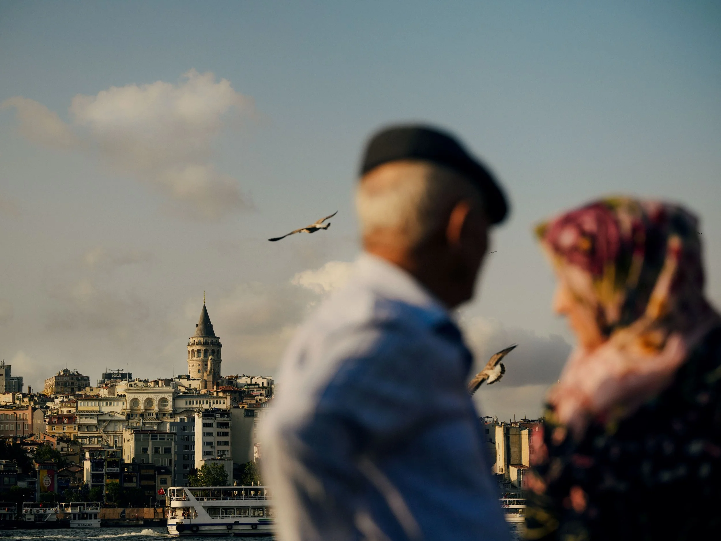 GQxChase_Istanbul_250730_06_GalataBridge_EminouSquare_0632.jpg