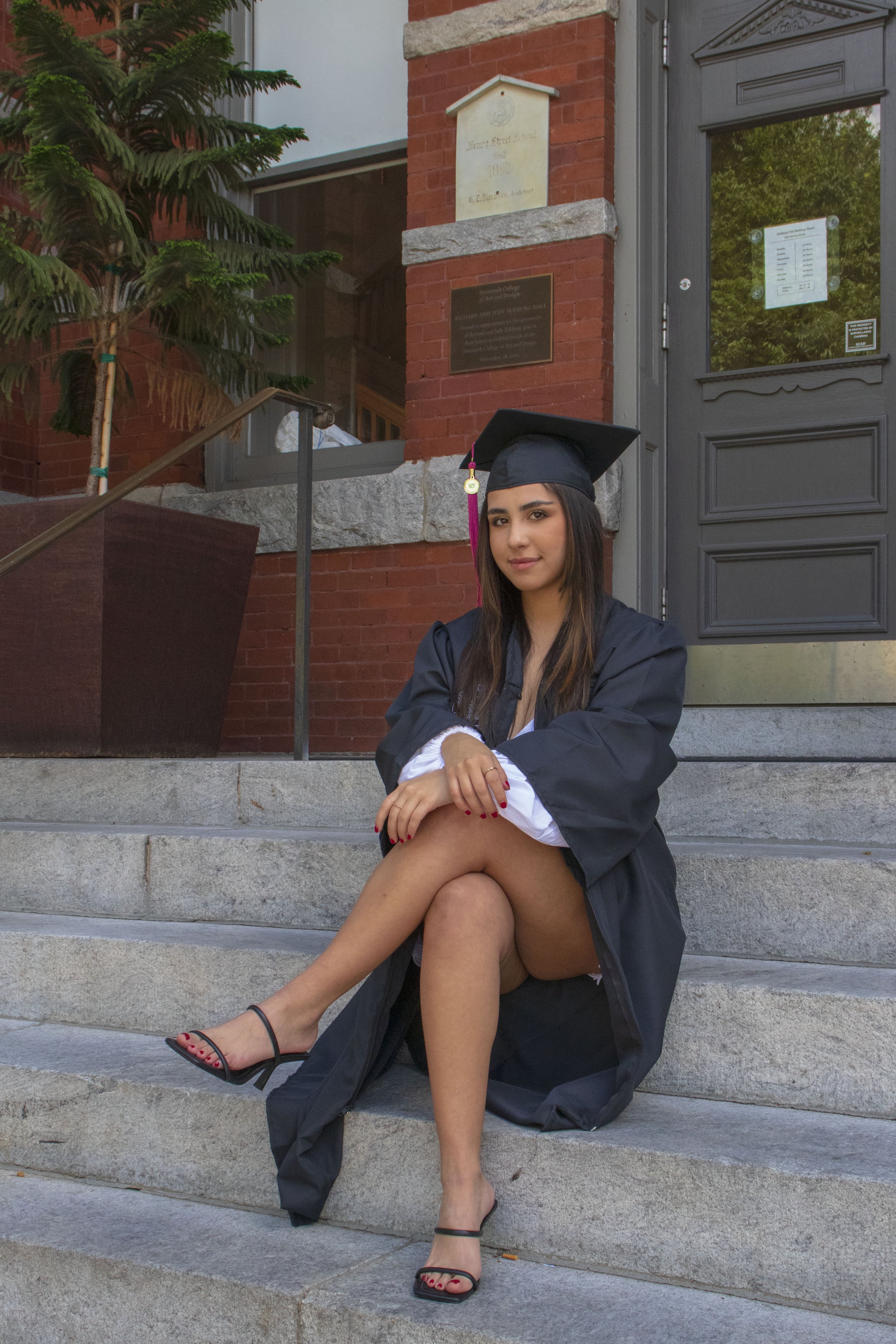Gigi's_Grad_Photos_Gigi_15 copy.jpg