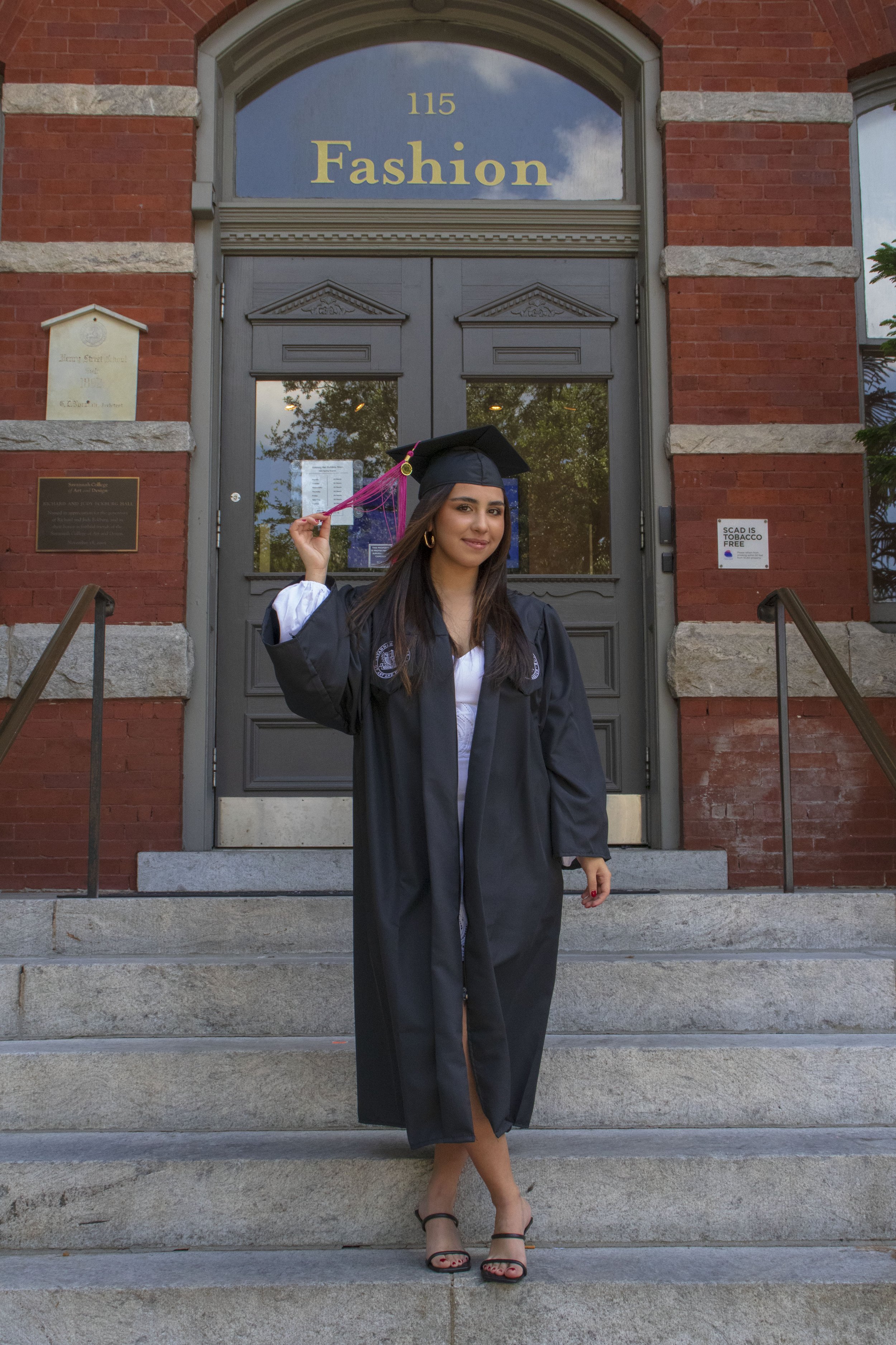 Gigi's_Grad_Photos_Gigi_12 copy.jpg