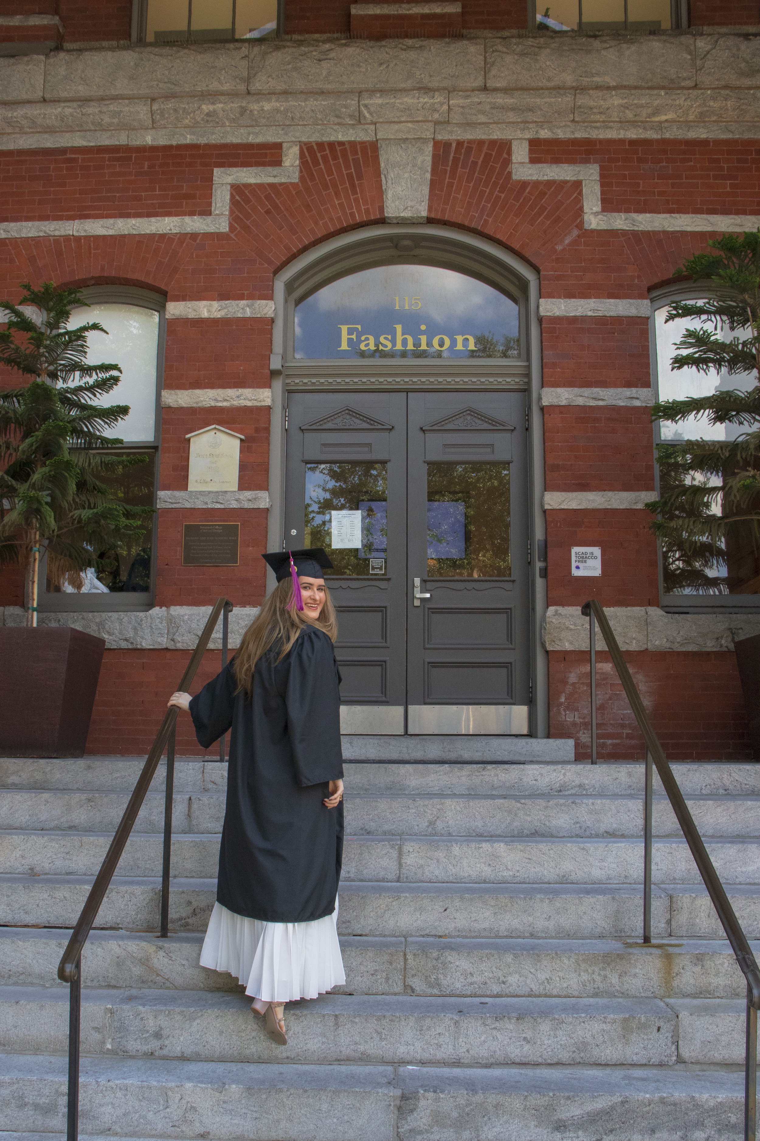 Gigi's_Grad_Photos_Sandra_43 copy.jpg