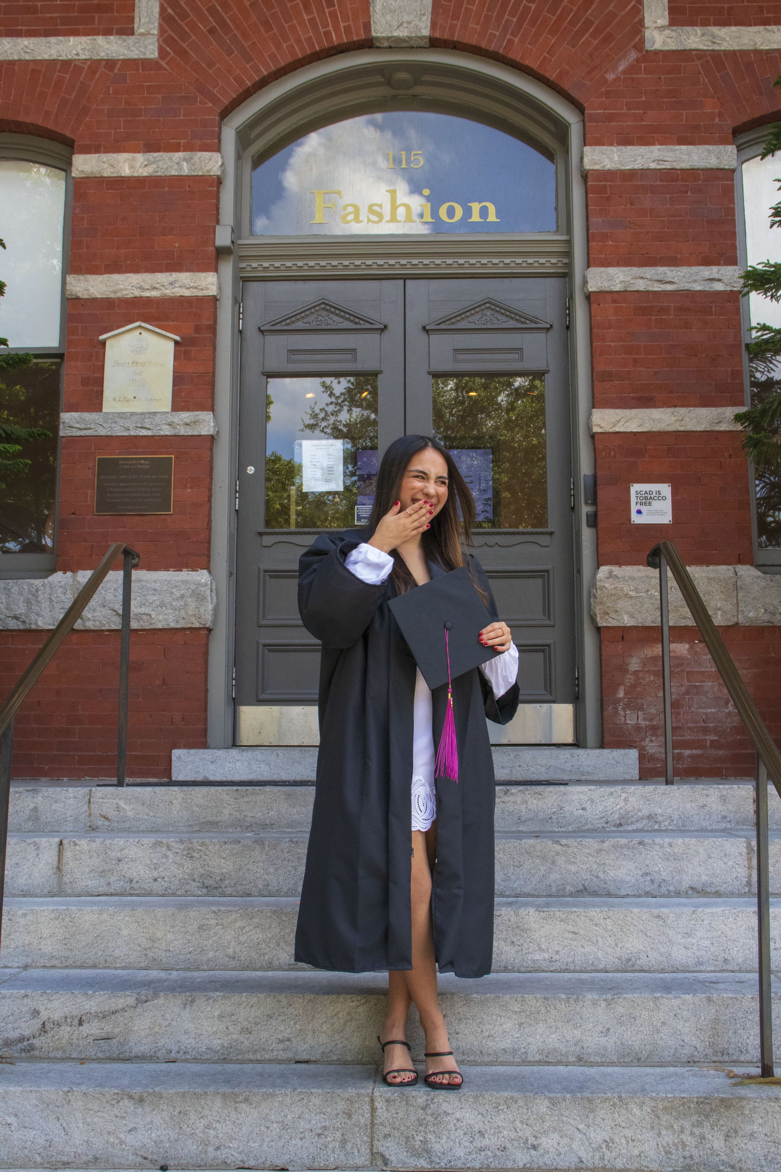 Gigi's_Grad_Photos_Gigi_4 copy.jpg