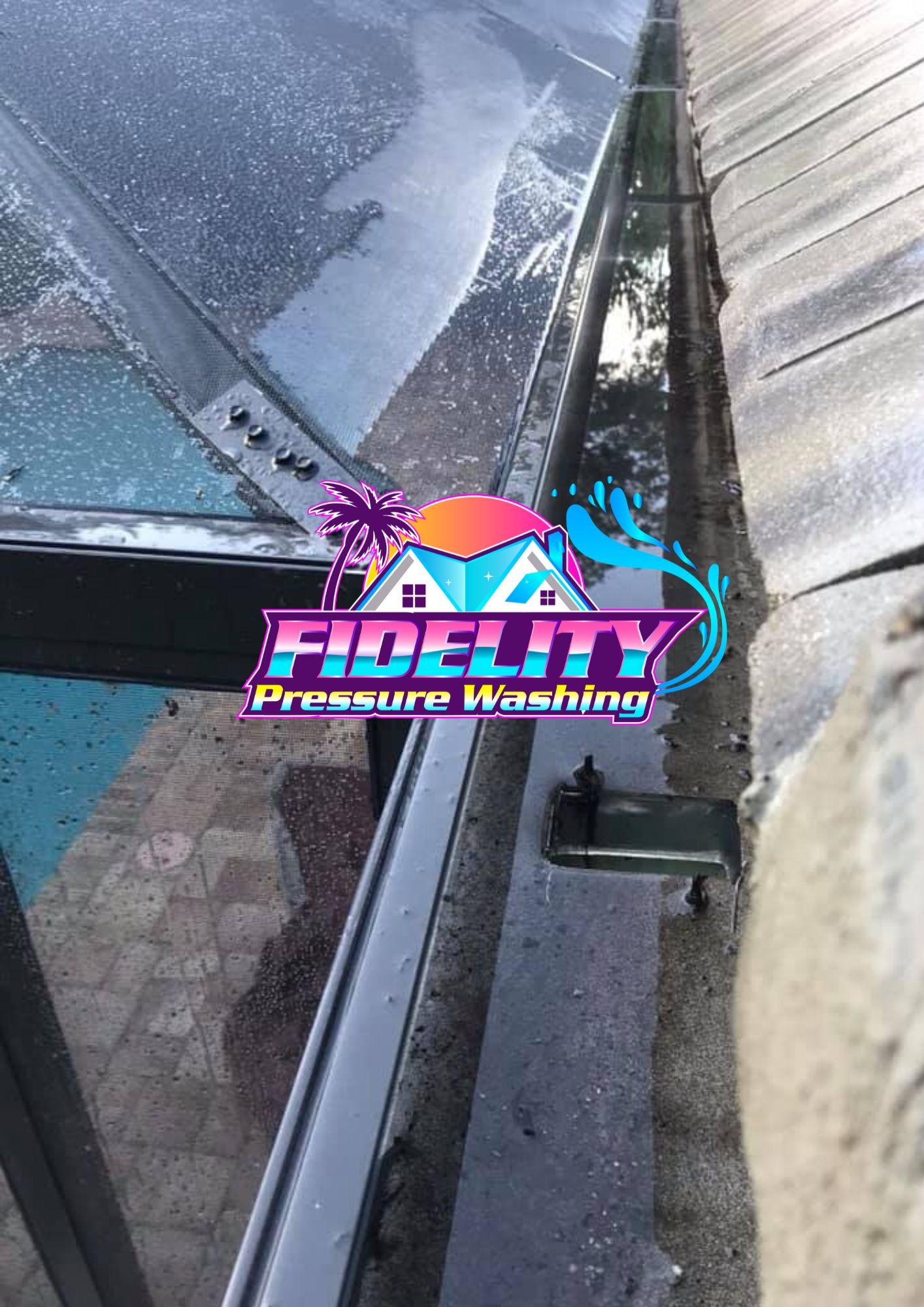 clean gutters in Sarasota Florida - Fidelity Pressure Washing Sarasota.jpg