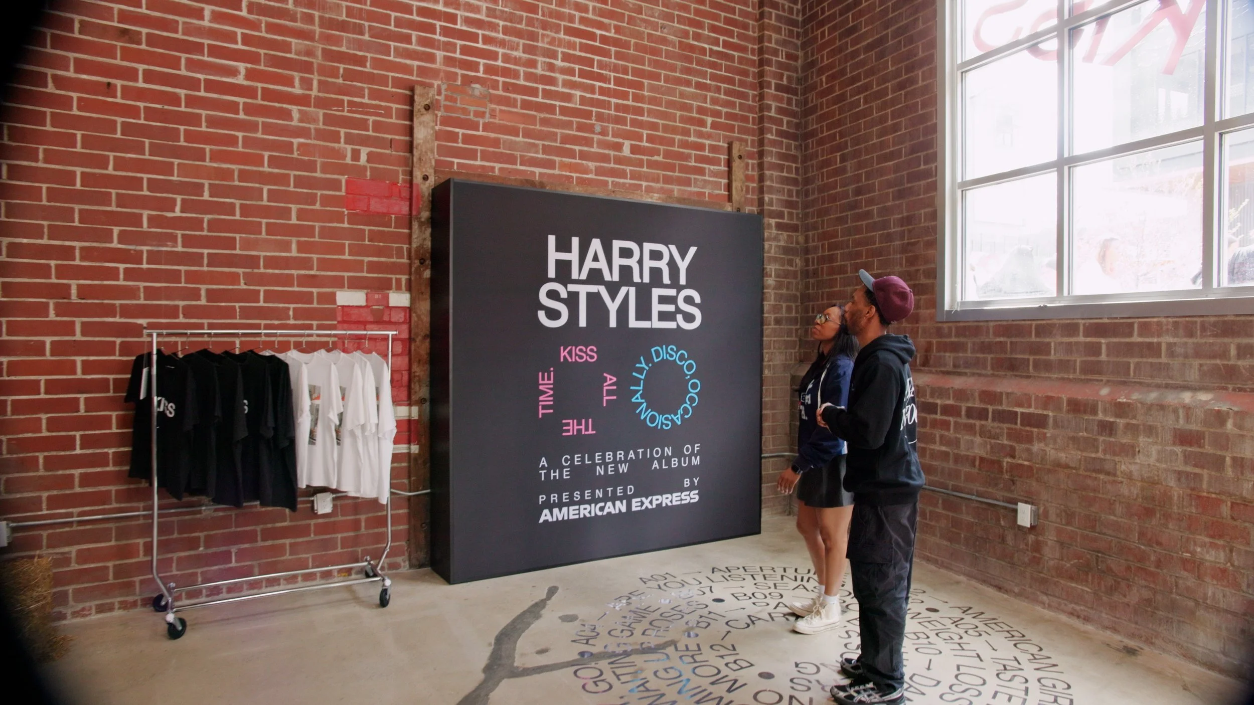 Harry Styles Pop Up Still 2.jpg