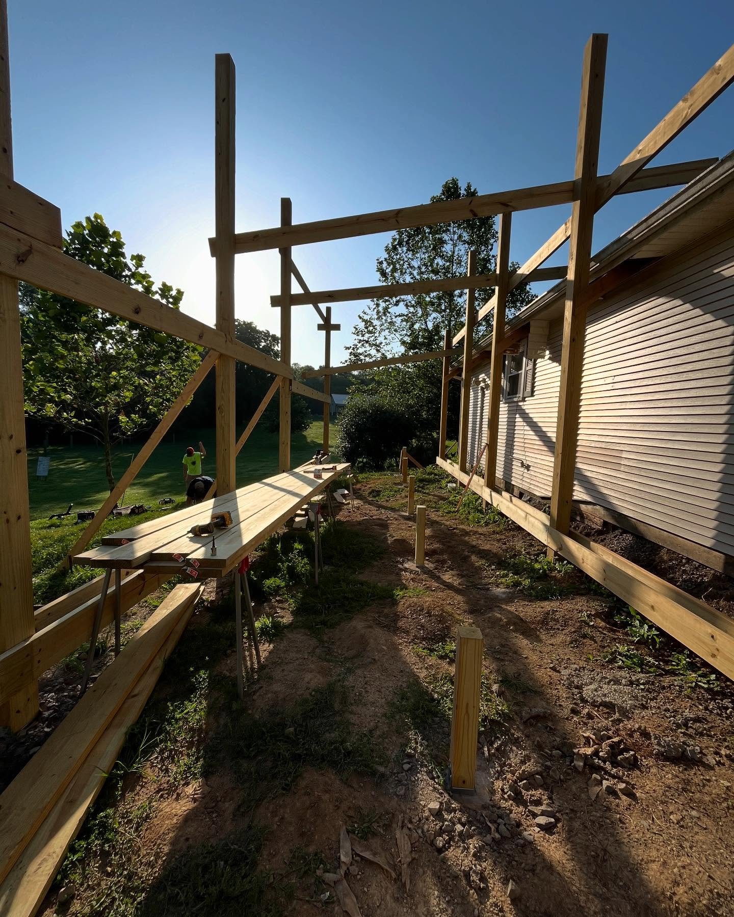 We choose the hottest days to builds decks! 

#deck #buildcraft #bellefontaineohio #summerdays #construction