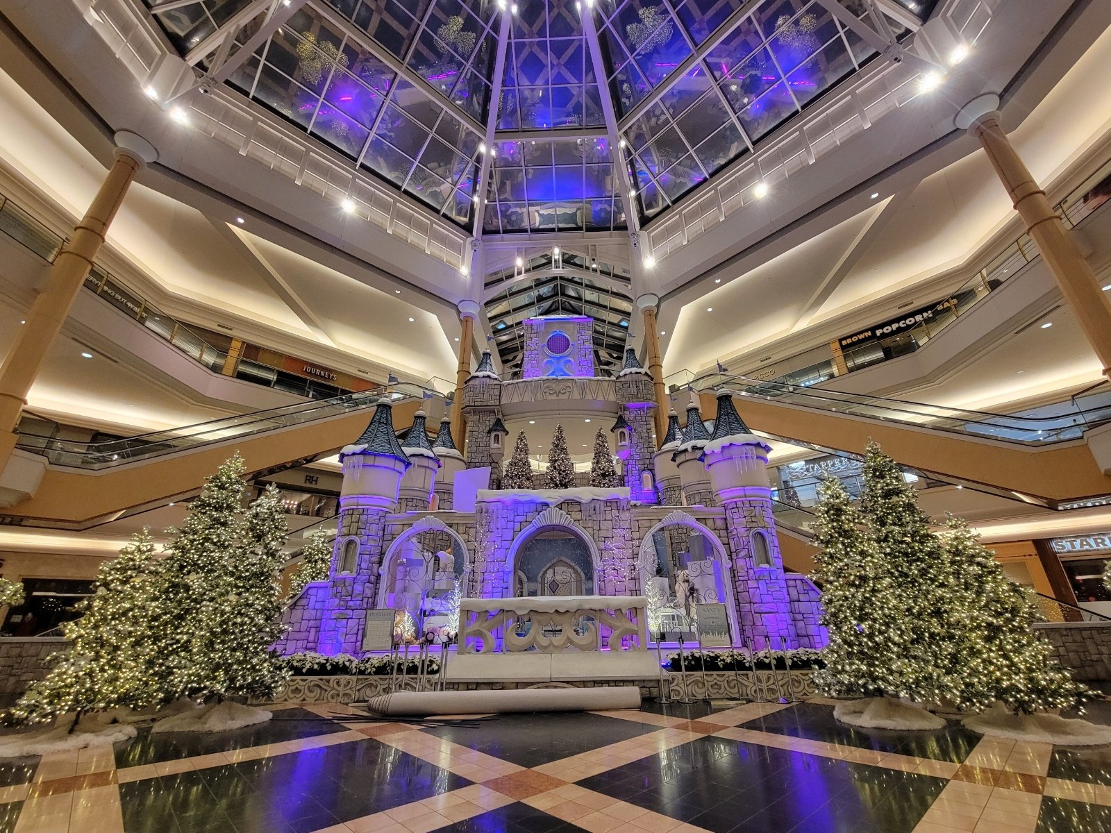 Christmas Castle w/ DG3D // Somerset Mall // Troy, MI