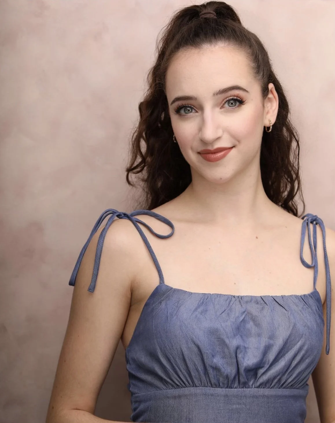 Max Lynch Headshot I.jpg