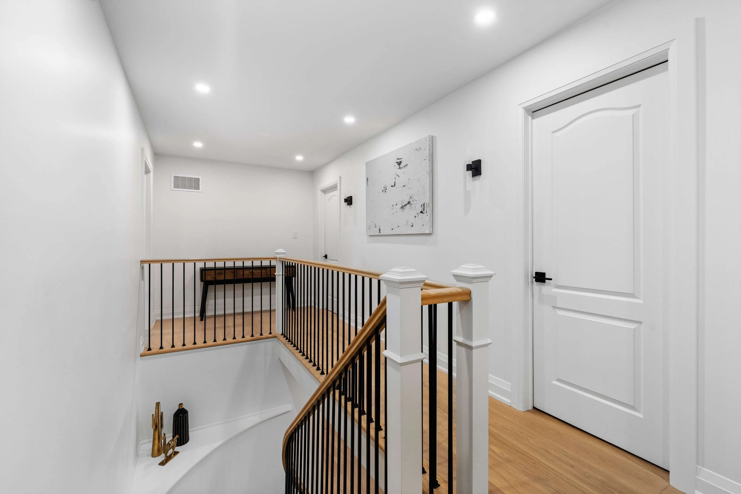 37OakLeaCircleMarkham,ON-1.jpg