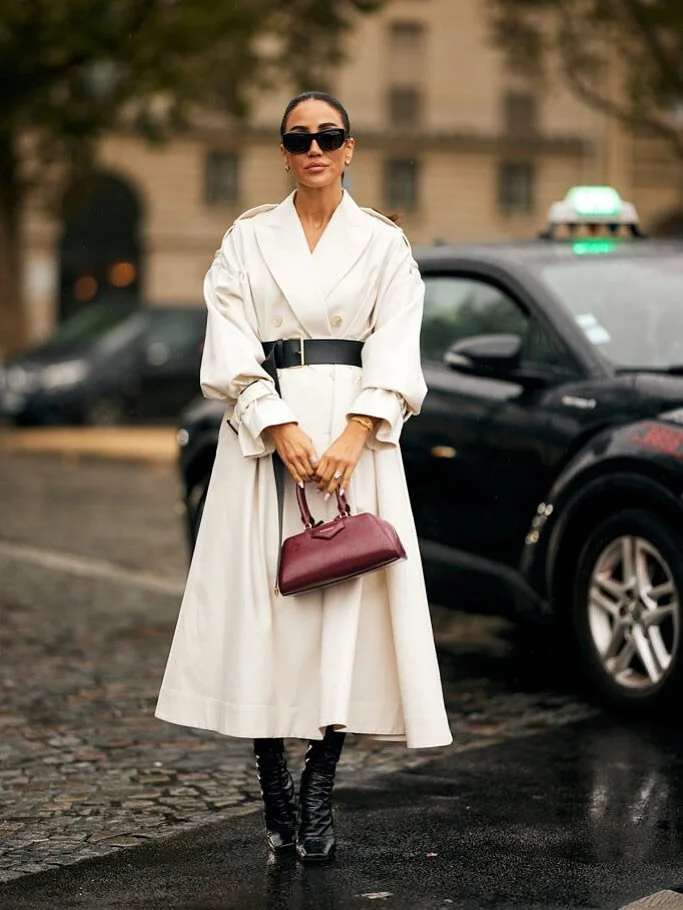 Paris did what Paris does best. Paris Fashion Week, we&rsquo;re obsessed with your street style 🖤

📸 credits: Liana Hardy/Launchmetrics/Hanna Lassen/Pause Online/Mode Hunter

#parisfashionweek #pfw #parisfashion #streetstyle #frenchfashion
