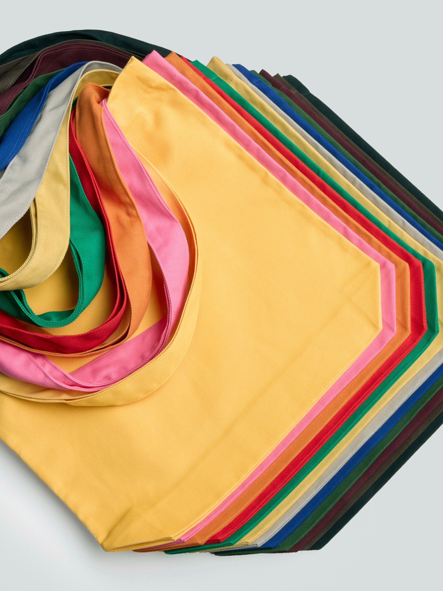 The Carrie Tote now available in 23 colors 🎨

〰️ Heavy weight, 9.4 oz, 100% cotton canvas
〰️ 16.54in x 16.54in
〰️ Suited for screen printing, DTG and embroidery