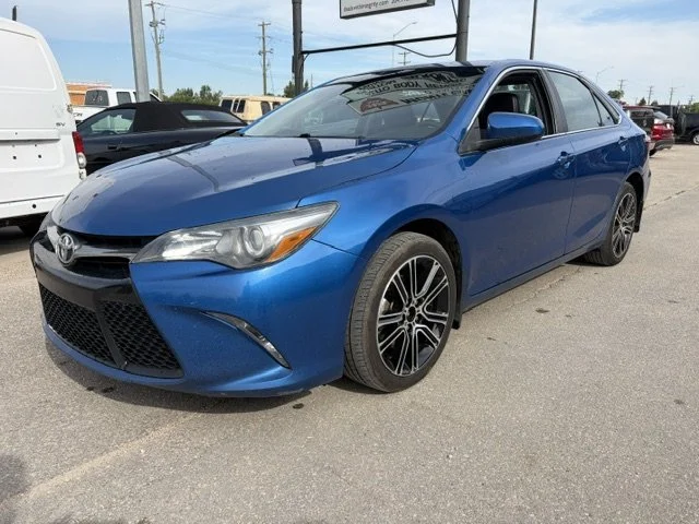 2016 Toyota Camry SE