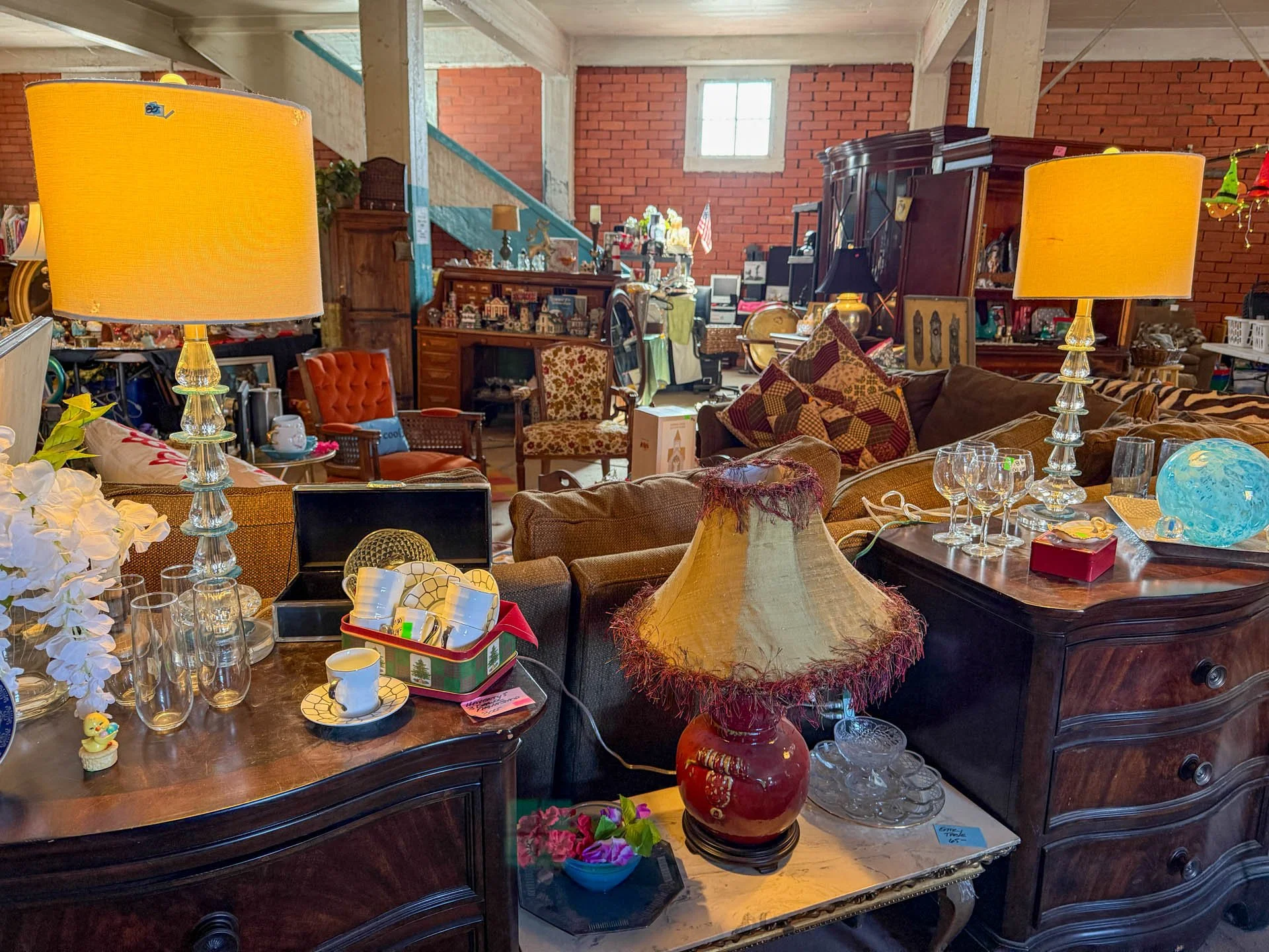 ROCO December 2025 Warehouse Sale-20251211-0001.jpg