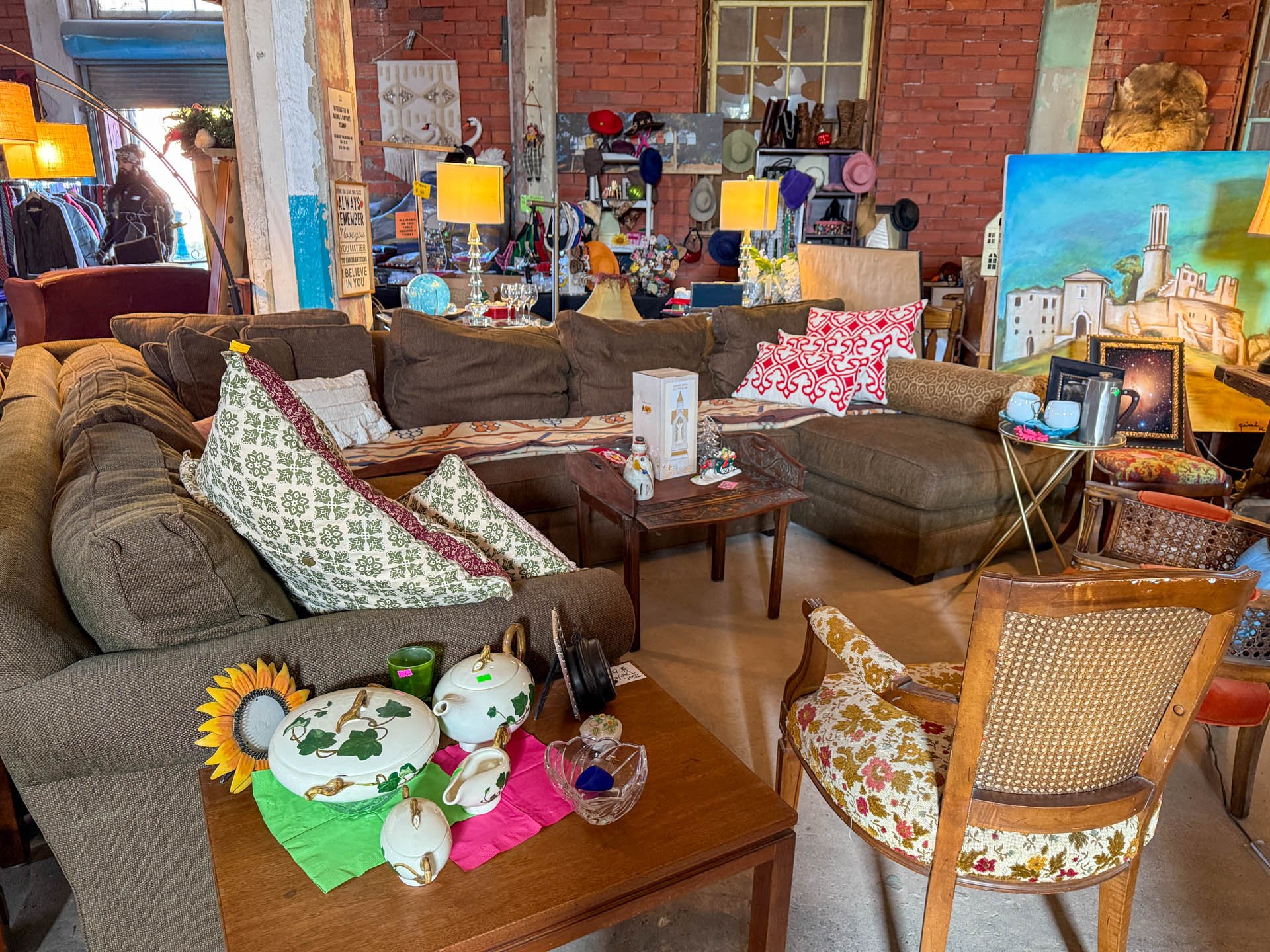ROCO December 2025 Warehouse Sale-20251211-0007.jpg