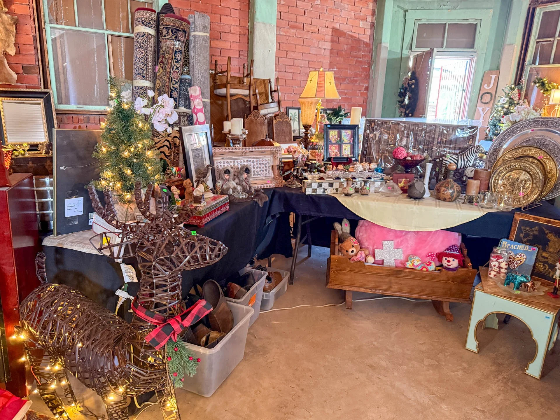 ROCO December 2025 Warehouse Sale-20251211-0012.jpg