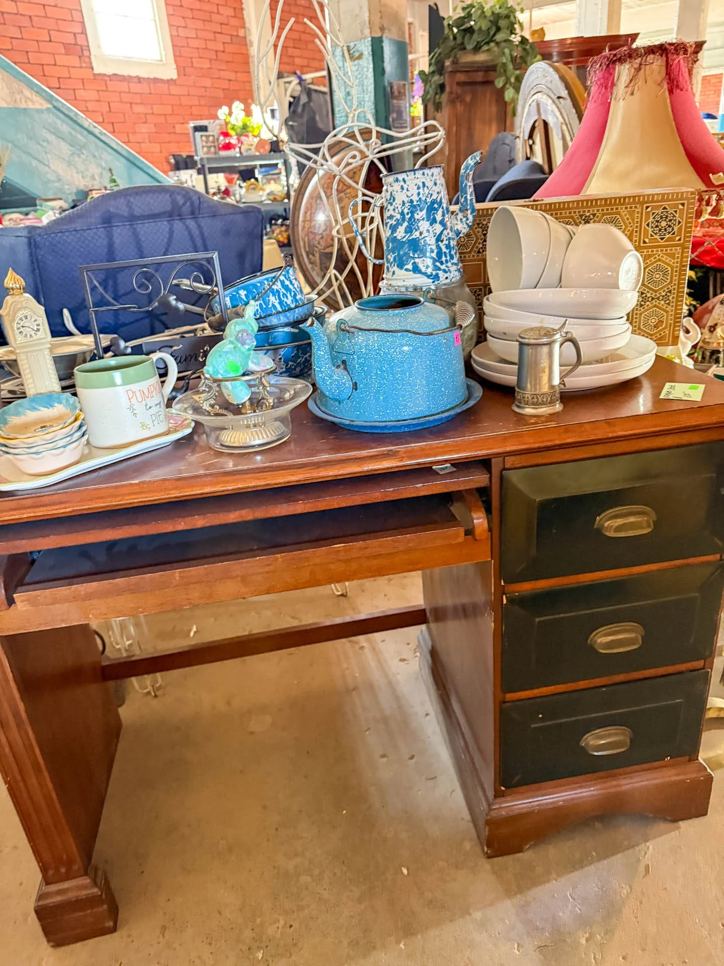 ROCO December 2025 Warehouse Sale-20251211-0016.jpg