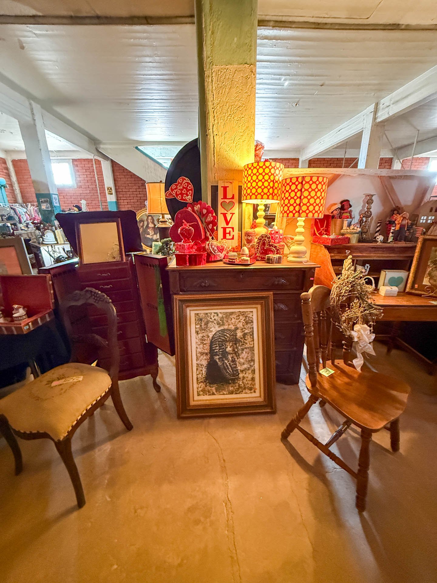 ROCO December 2025 Warehouse Sale-20251211-0043.jpg