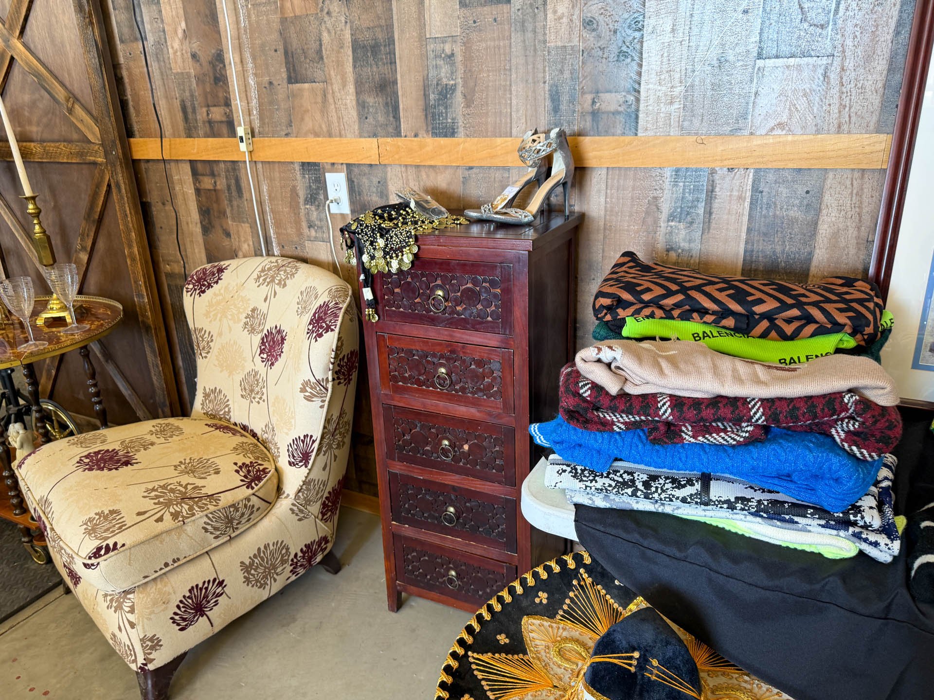 Estate Sale at 5 Cielo Lindo Anthony NM-20260409-0026.jpg