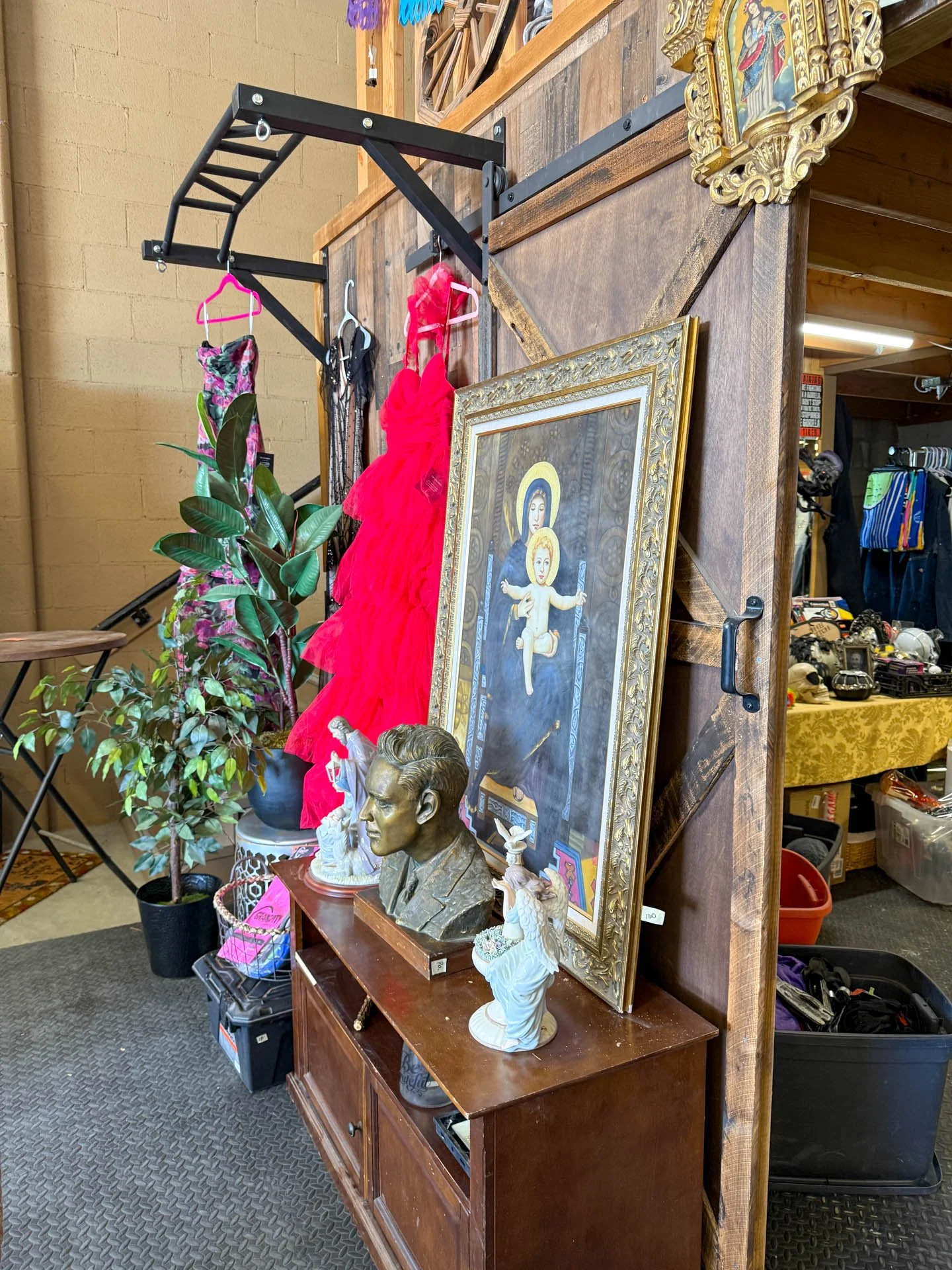 Estate Sale at 5 Cielo Lindo Anthony NM-20260409-0044.jpg