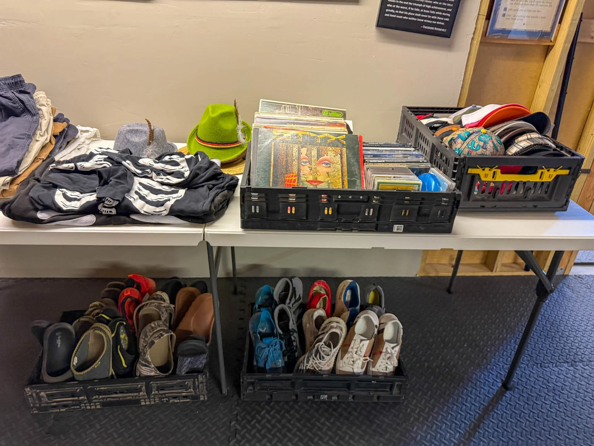 Estate Sale at 5 Cielo Lindo Anthony NM-20260409-0135.jpg