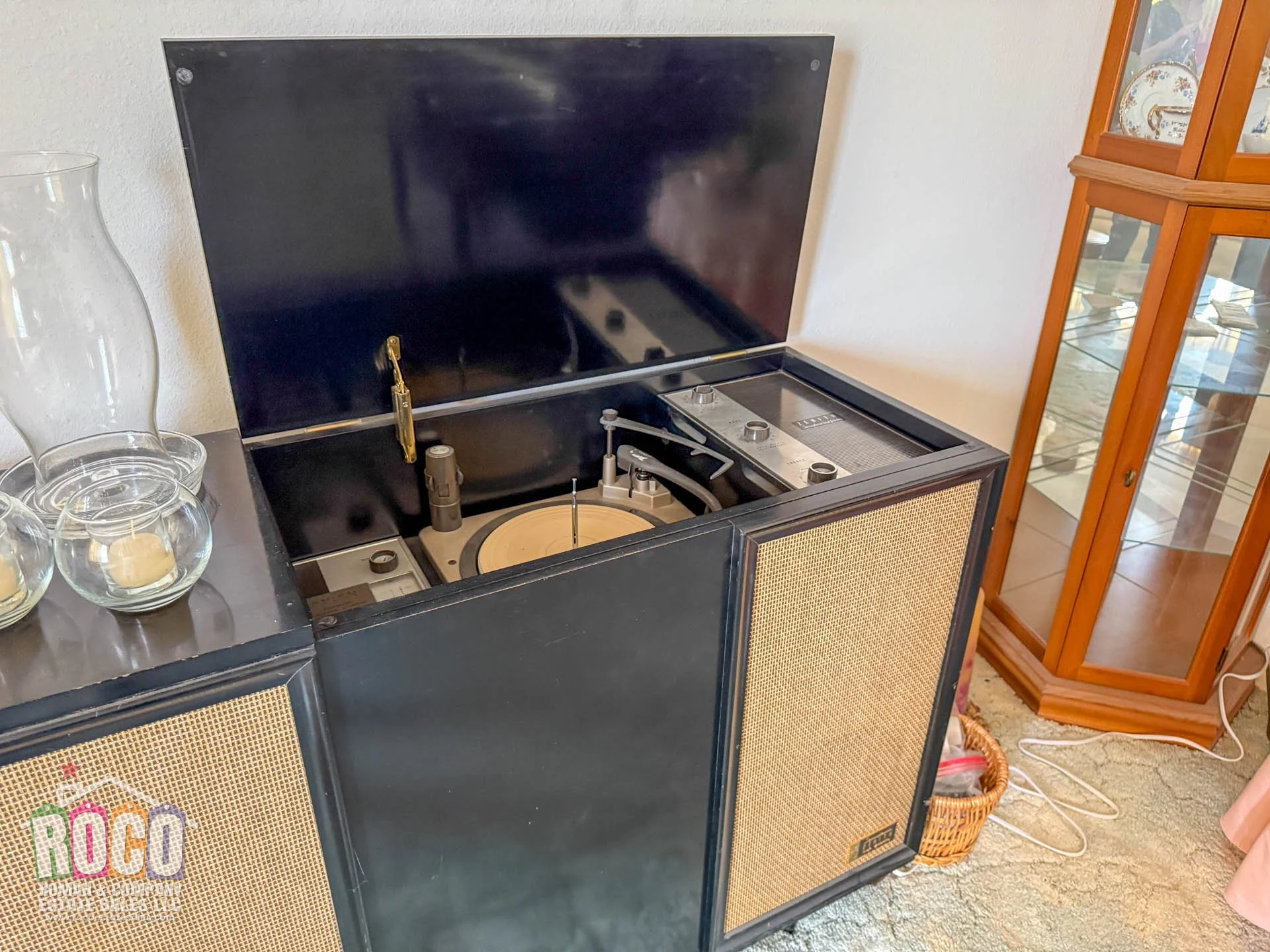 Estate Sale at 8808 Sampson EPTX 79925-20260423-0034.jpg