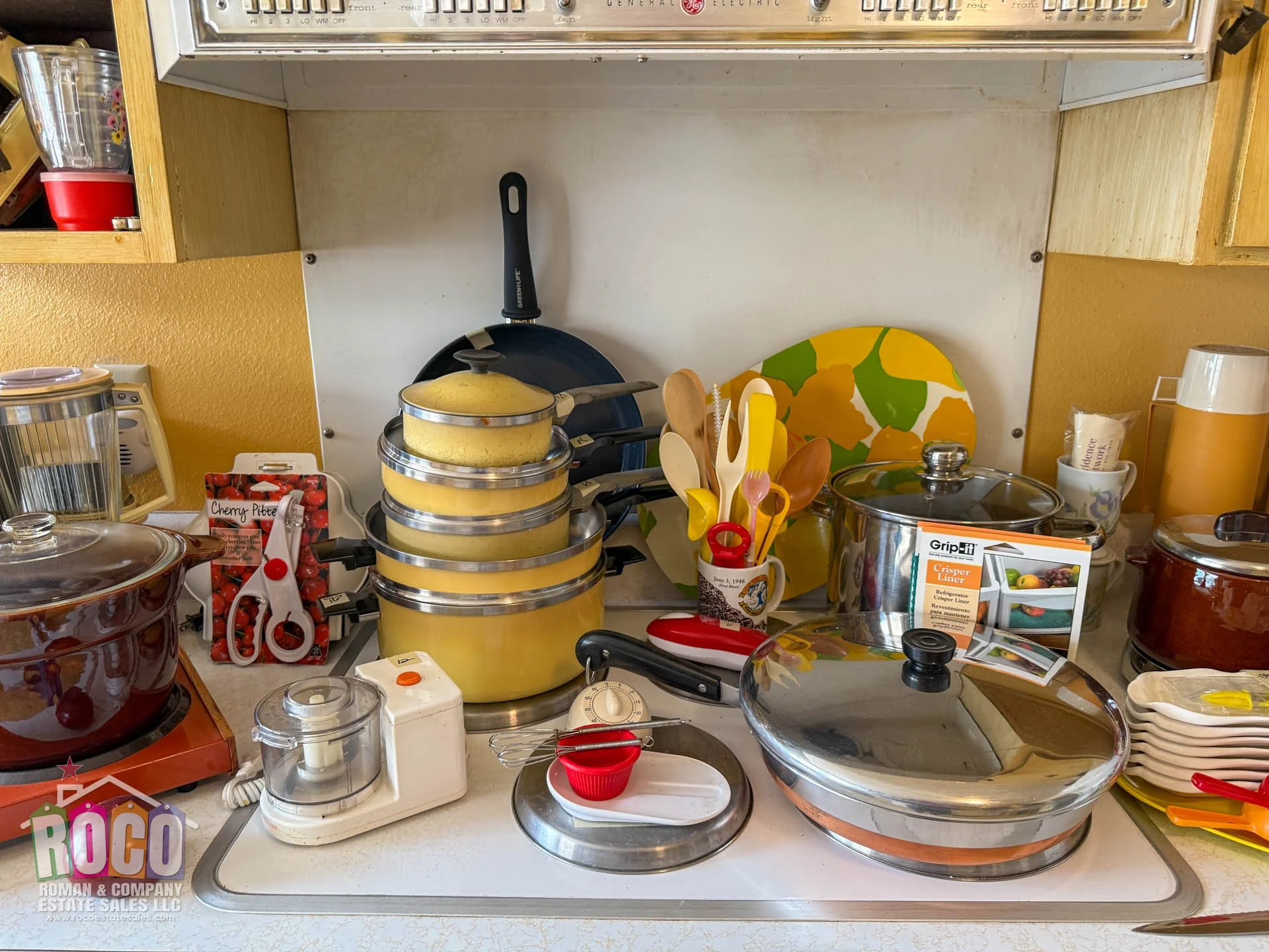 Estate Sale at 8808 Sampson EPTX 79925-20260423-0053.jpg