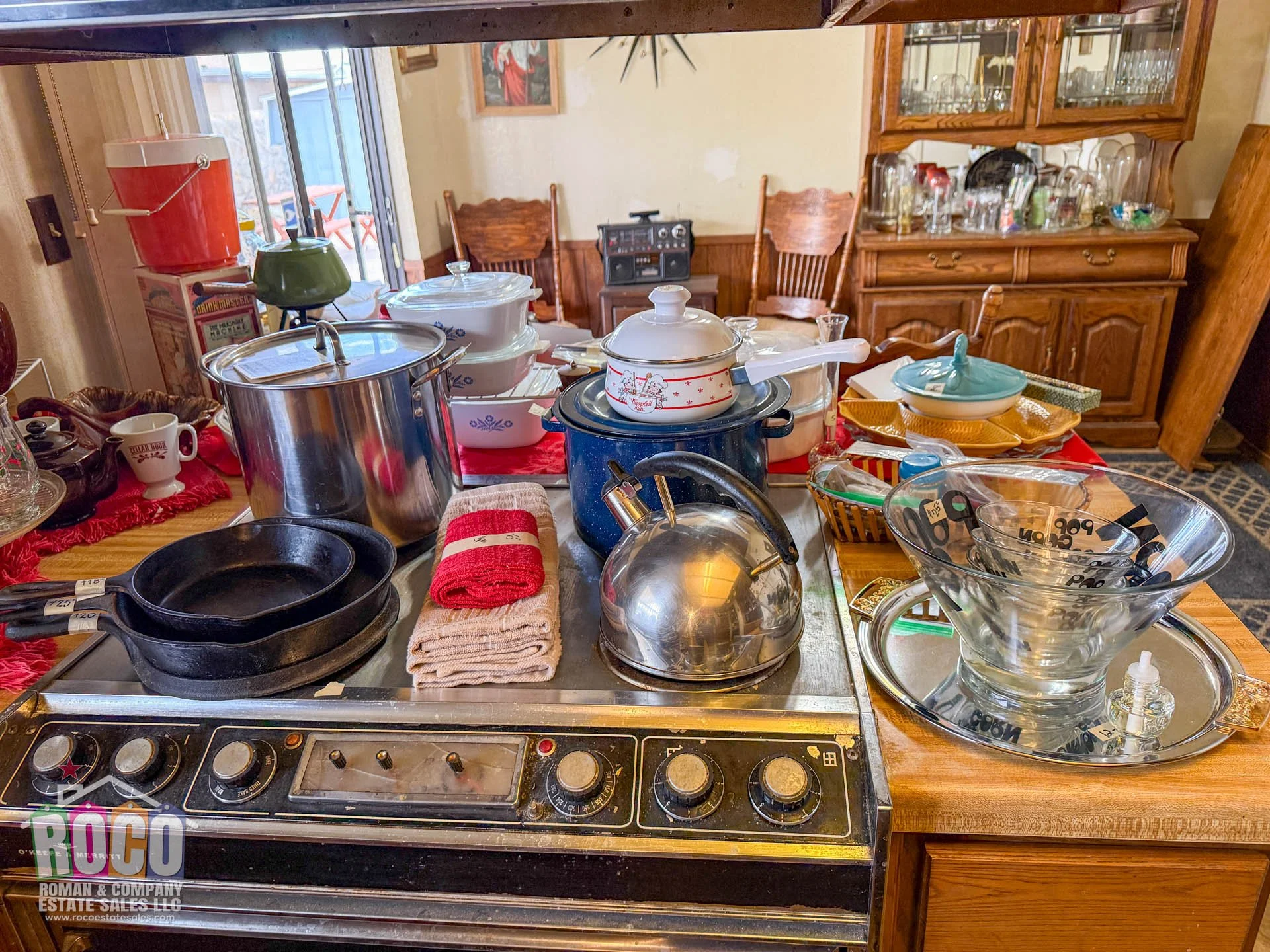 Indoor-ROCO Estate Sale - 9872 Vandenburg EPTX 79924-20260625-0022.jpg