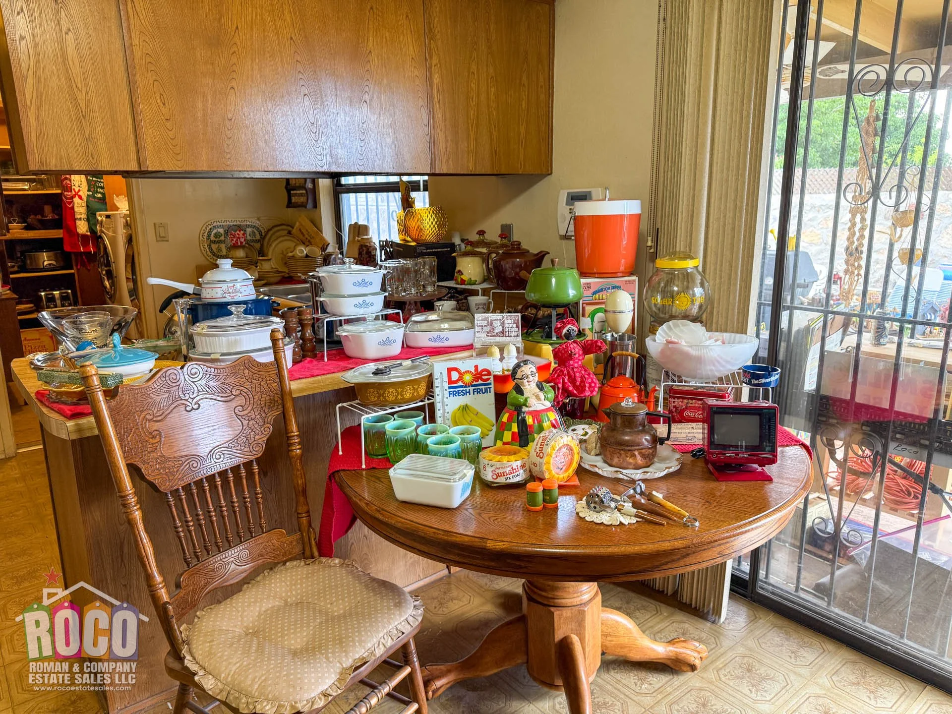 Indoor-ROCO Estate Sale - 9872 Vandenburg EPTX 79924-20260625-0025.jpg