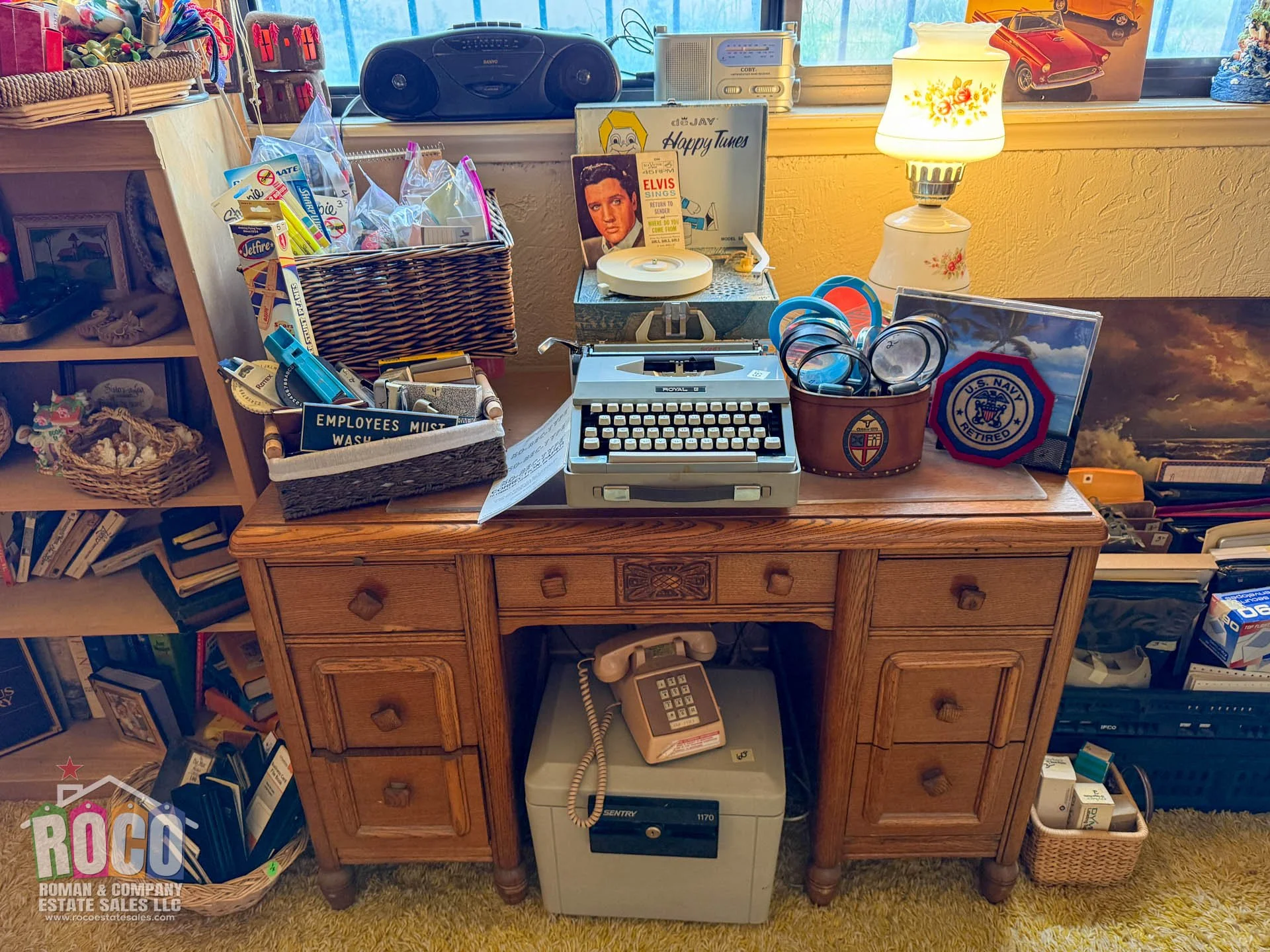 Indoor-ROCO Estate Sale - 9872 Vandenburg EPTX 79924-20260625-0043.jpg