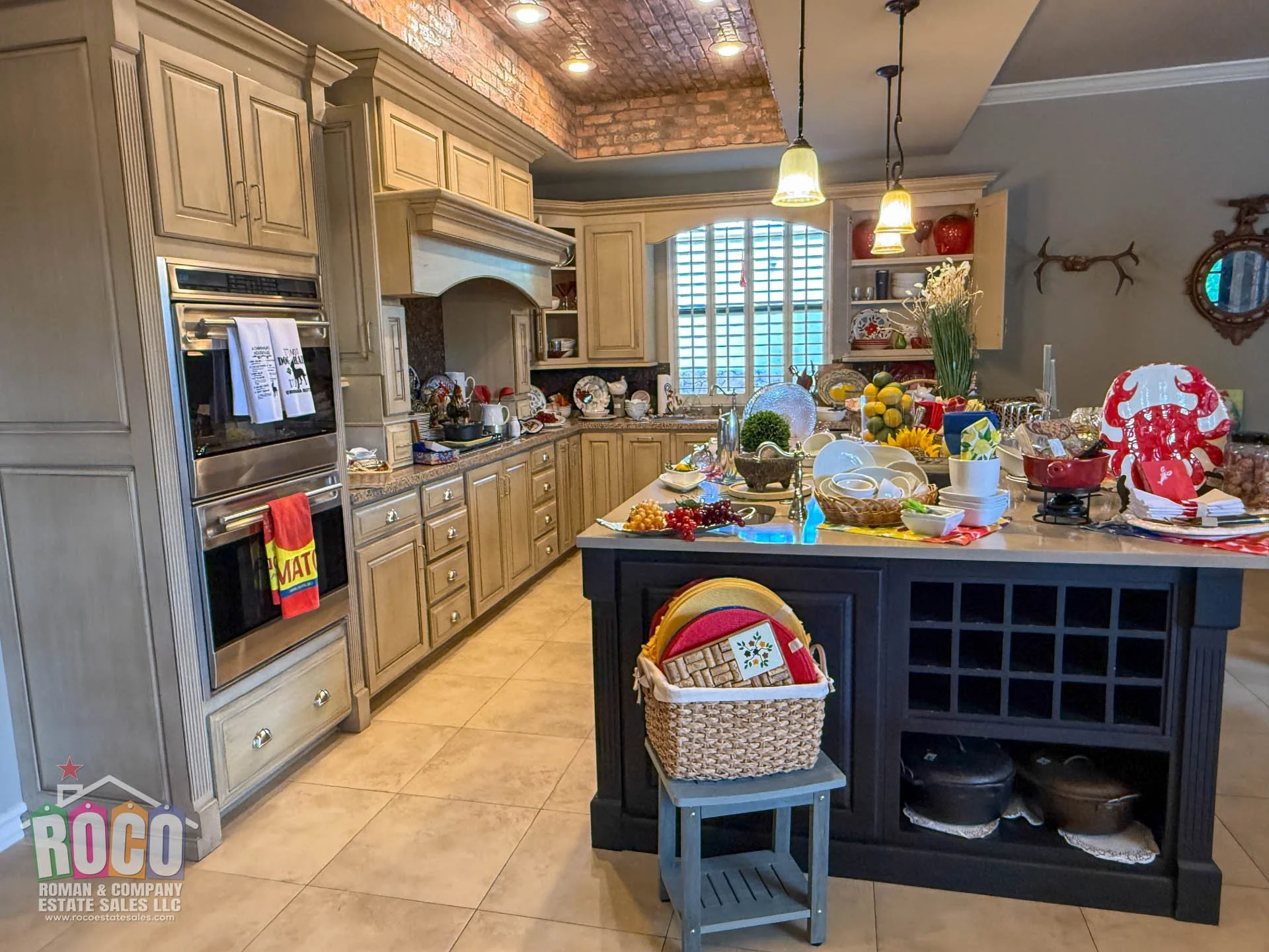 ROCO Estate Sale - 725 Woodfield Dr EPTX 79932-20260722-0018.jpg