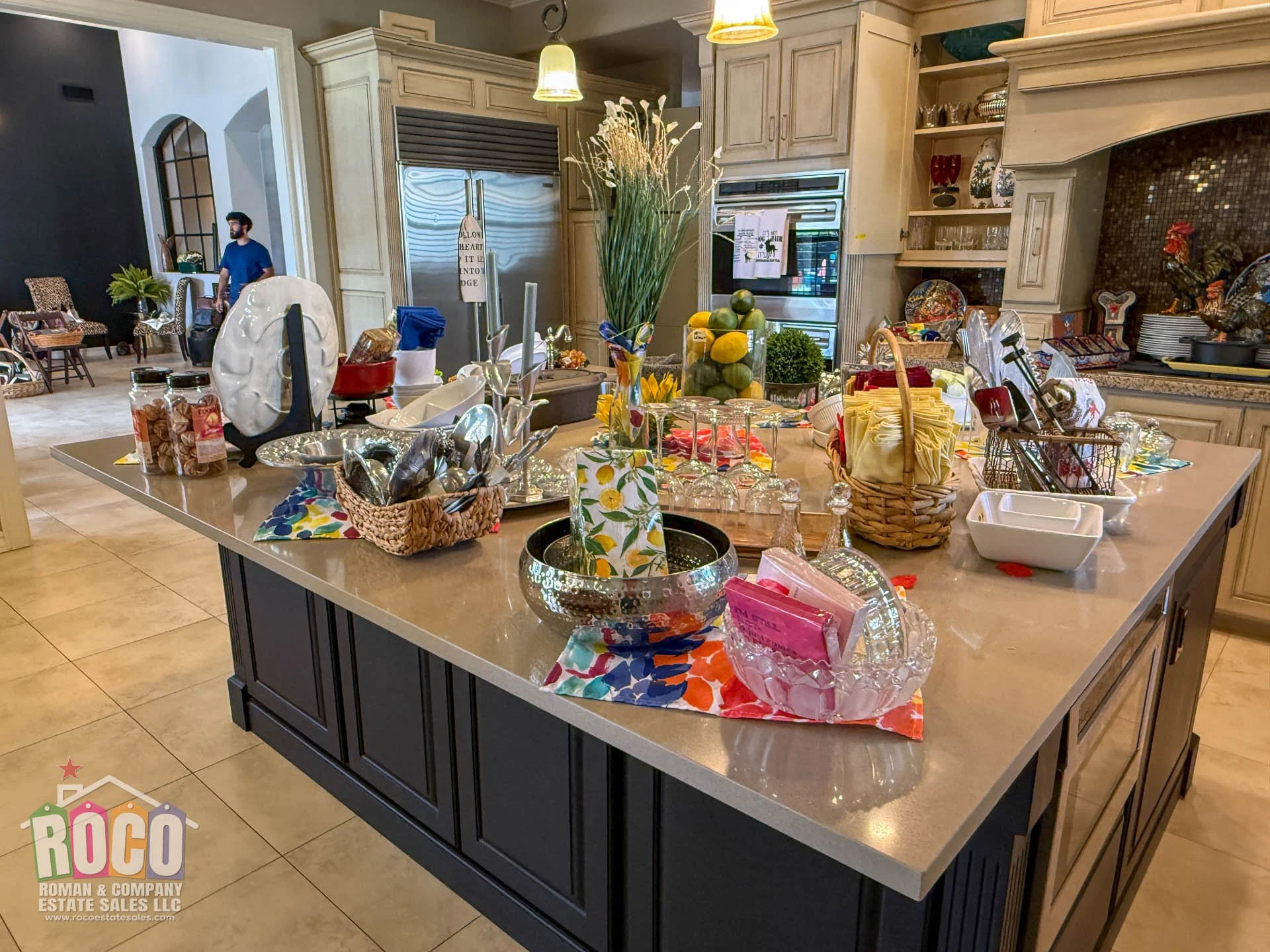 ROCO Estate Sale - 725 Woodfield Dr EPTX 79932-20260722-0020.jpg