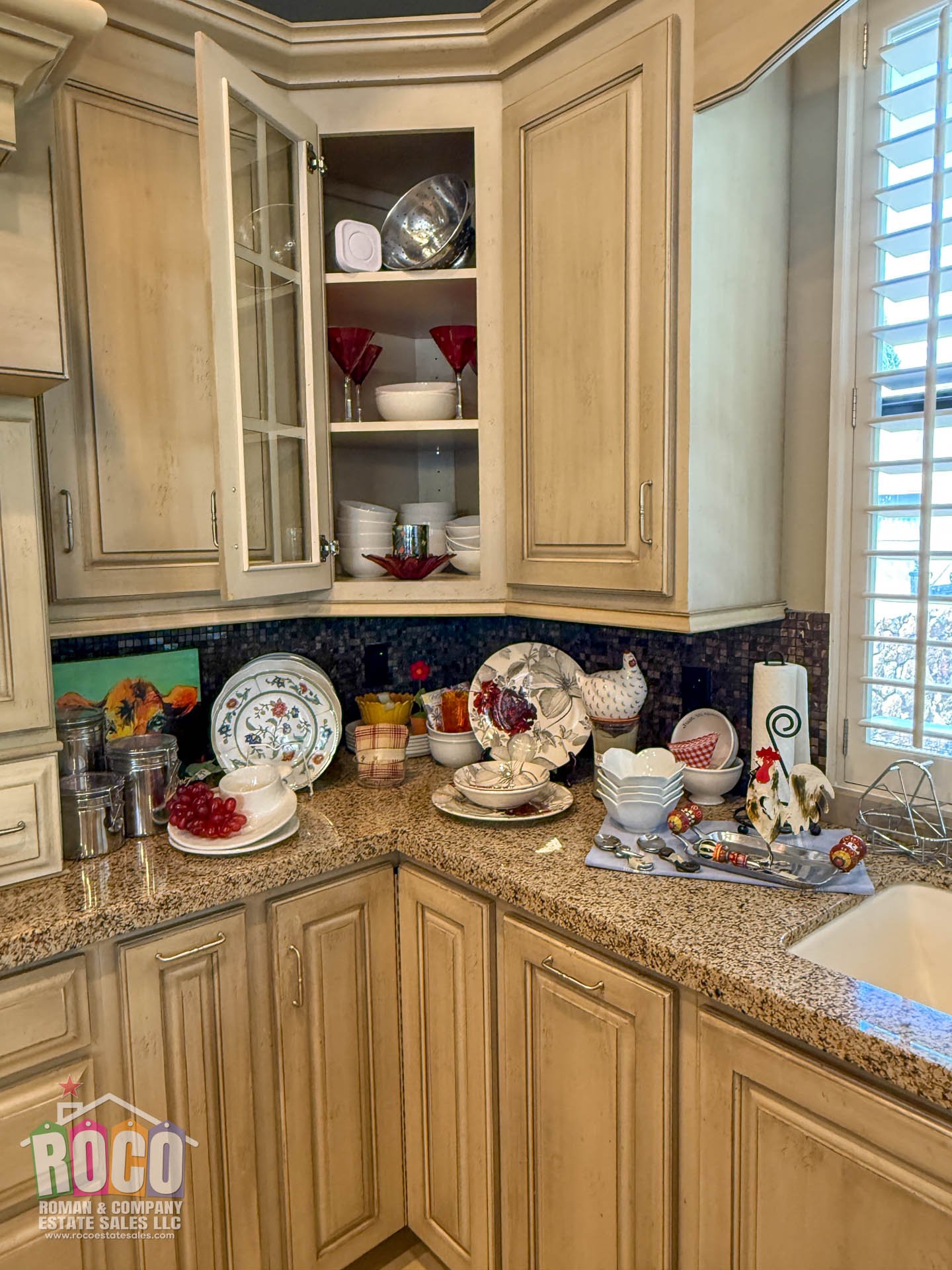 ROCO Estate Sale - 725 Woodfield Dr EPTX 79932-20260722-0024.jpg