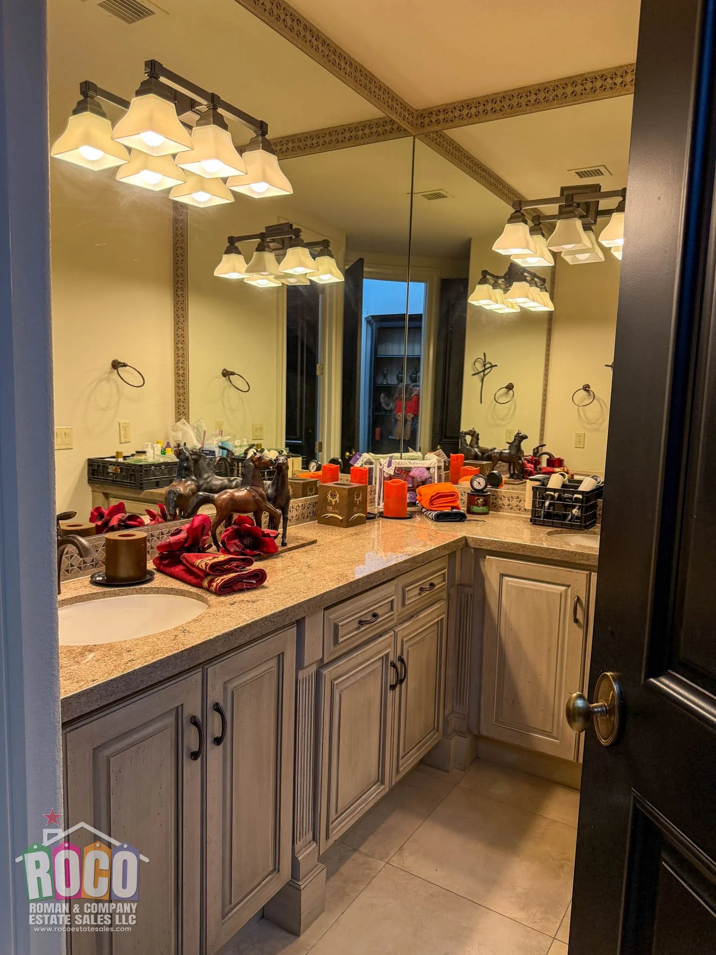 ROCO Estate Sale - 725 Woodfield Dr EPTX 79932-20260722-0060.jpg