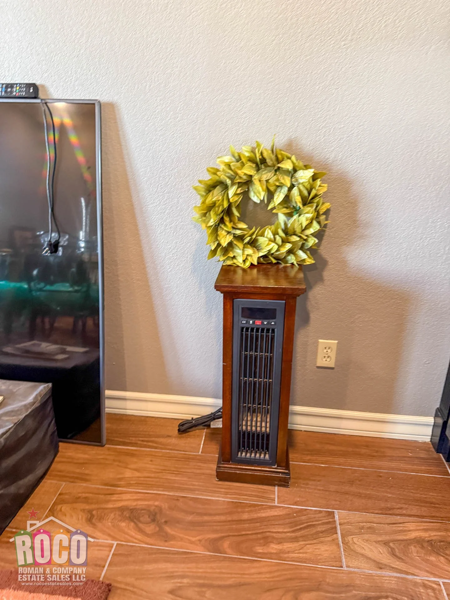 ROCO Estate Sale - 725 Woodfield Dr EPTX 79932-20260722-0067.jpg