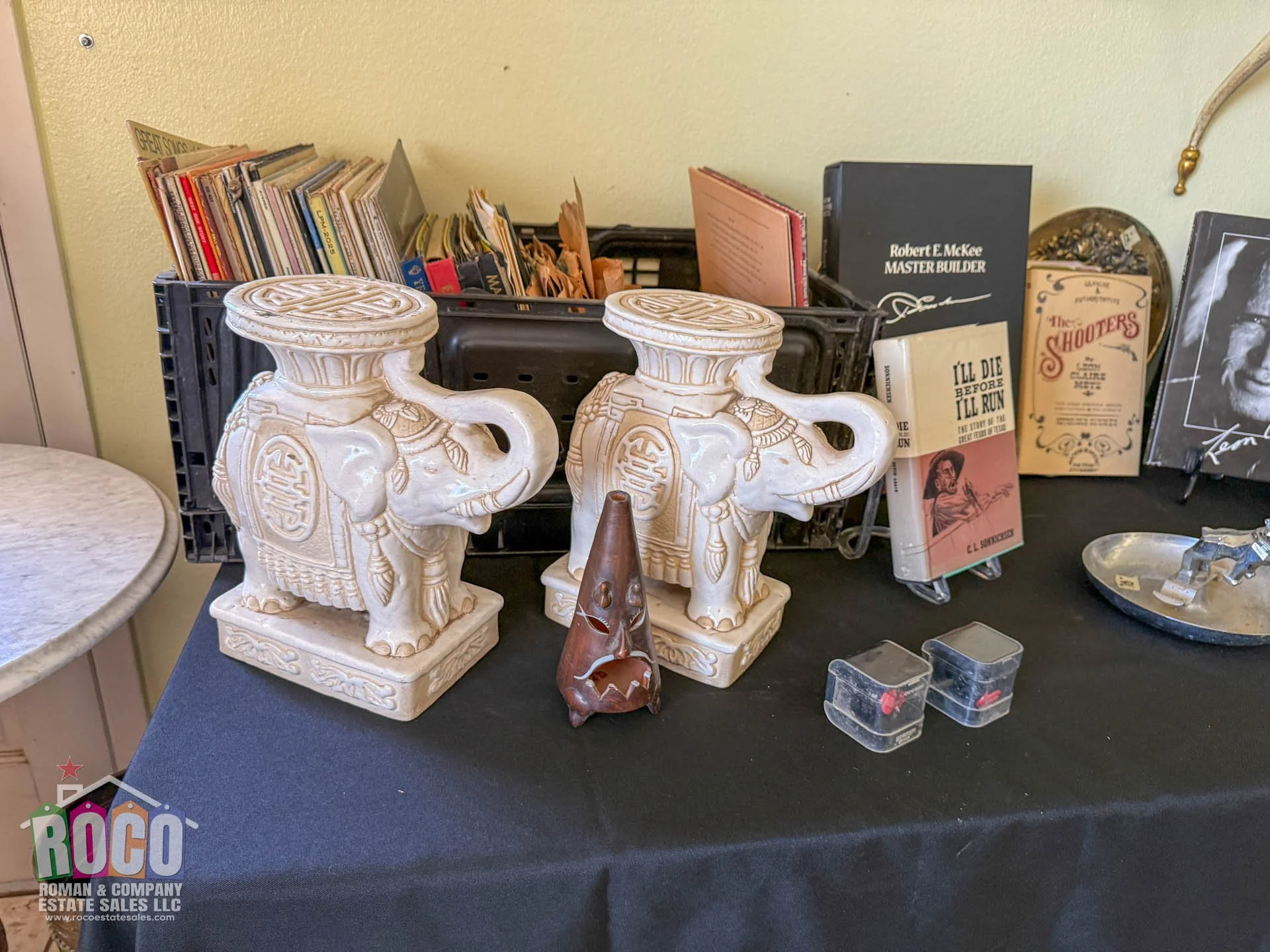 ROCO Estate Sale - 2112 Woodfin EPTX 79925-20260730-0067.jpg