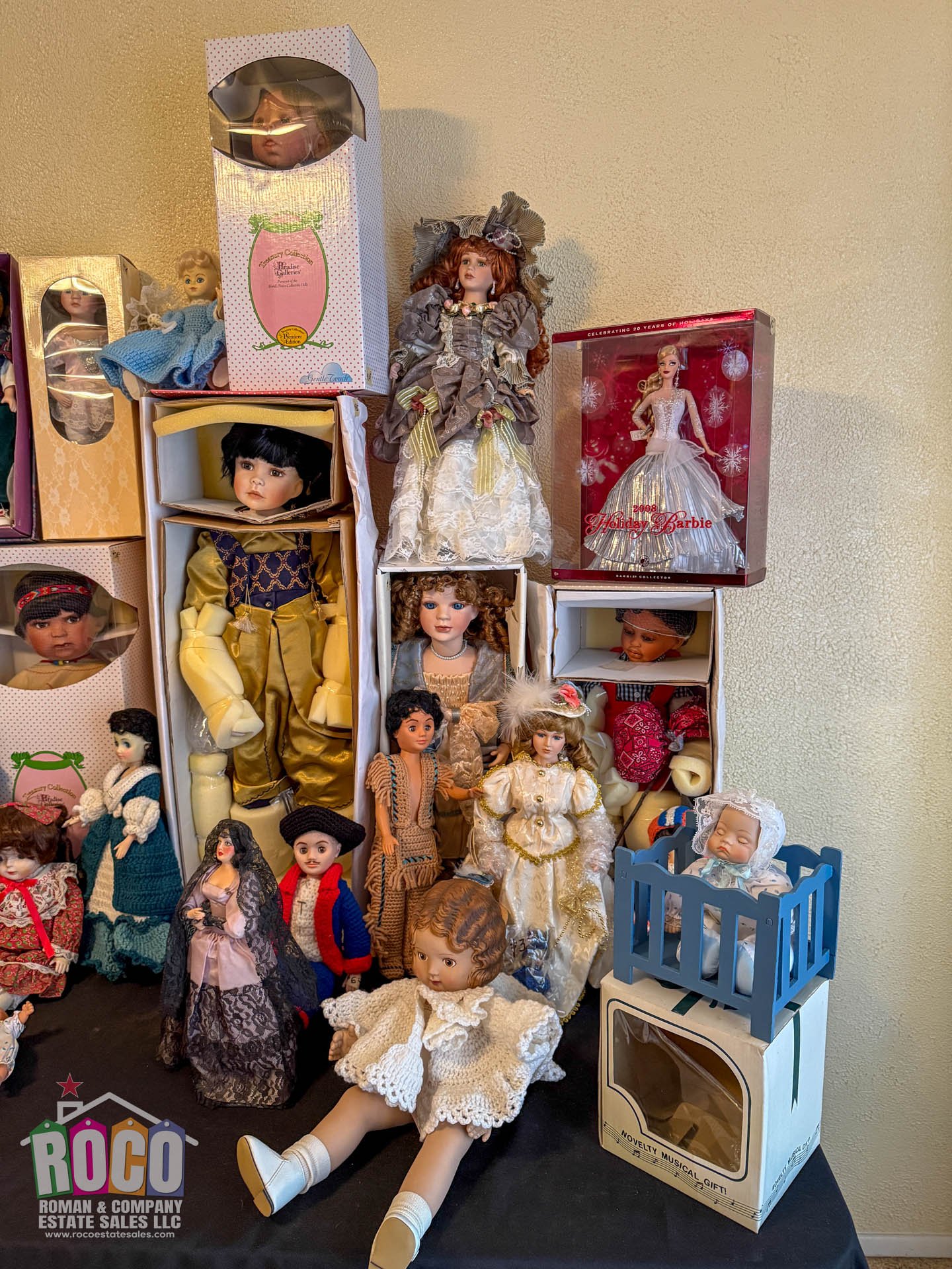 ROCO Estate Sale - 4213 Roxbury Drive-20260821-0038.jpg