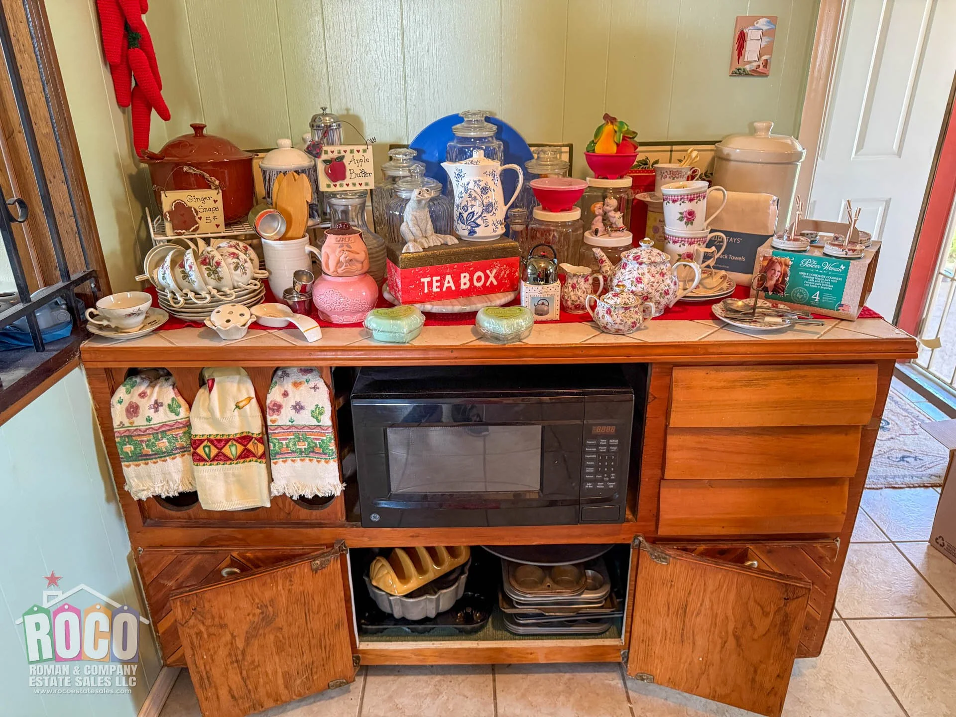 ROCO Estate Sale - 4213 Roxbury Drive-20260821-0046.jpg