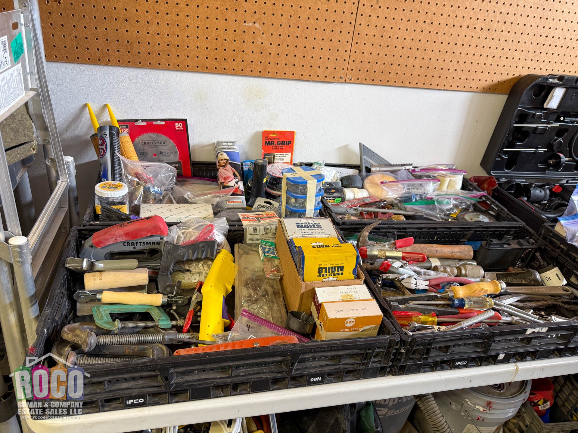 aaa - ROCO Estate Sale - 5701 Longview-20260922-0022.jpg