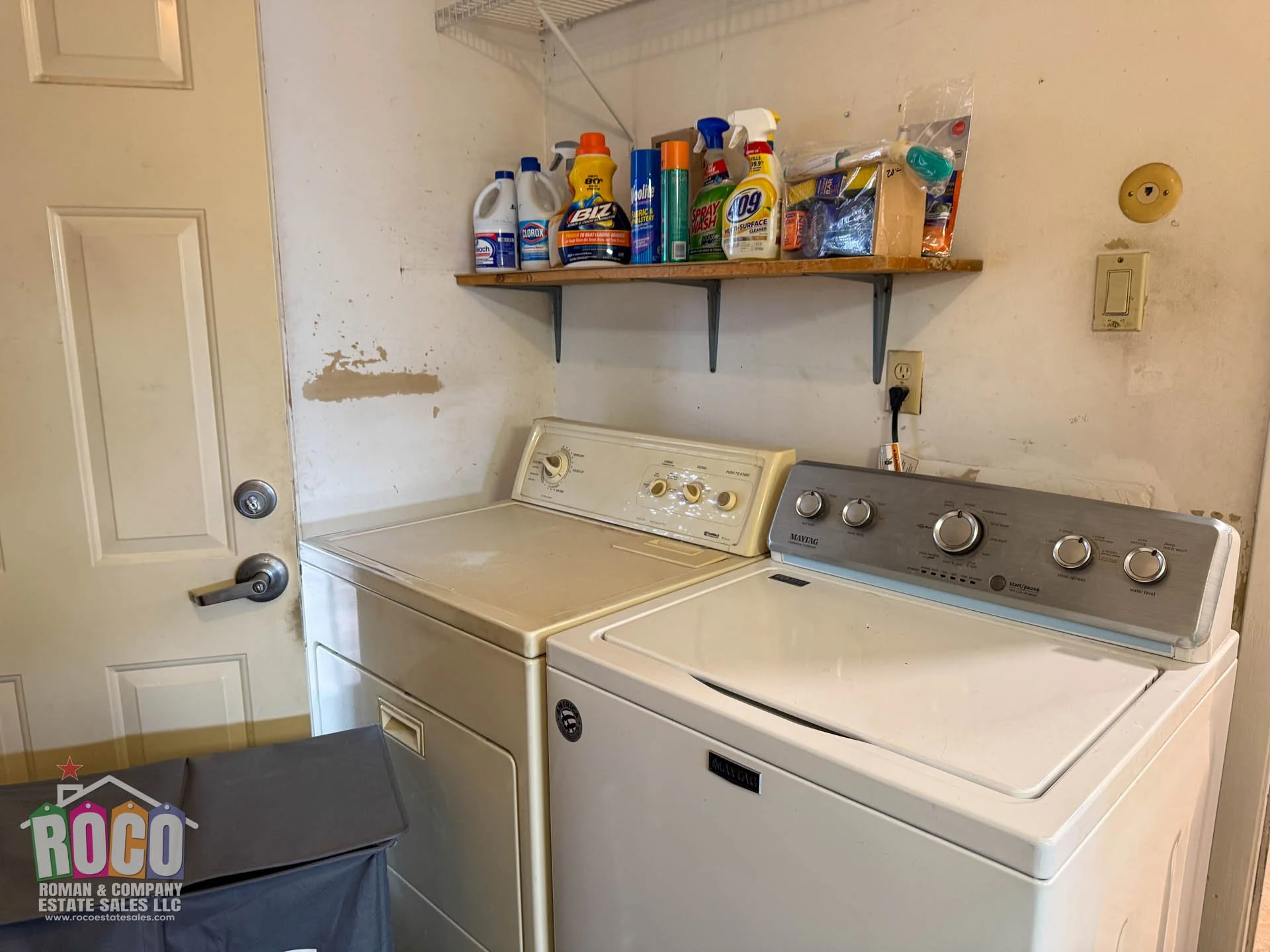 aaa - ROCO Estate Sale - 5701 Longview-20260922-0031.jpg