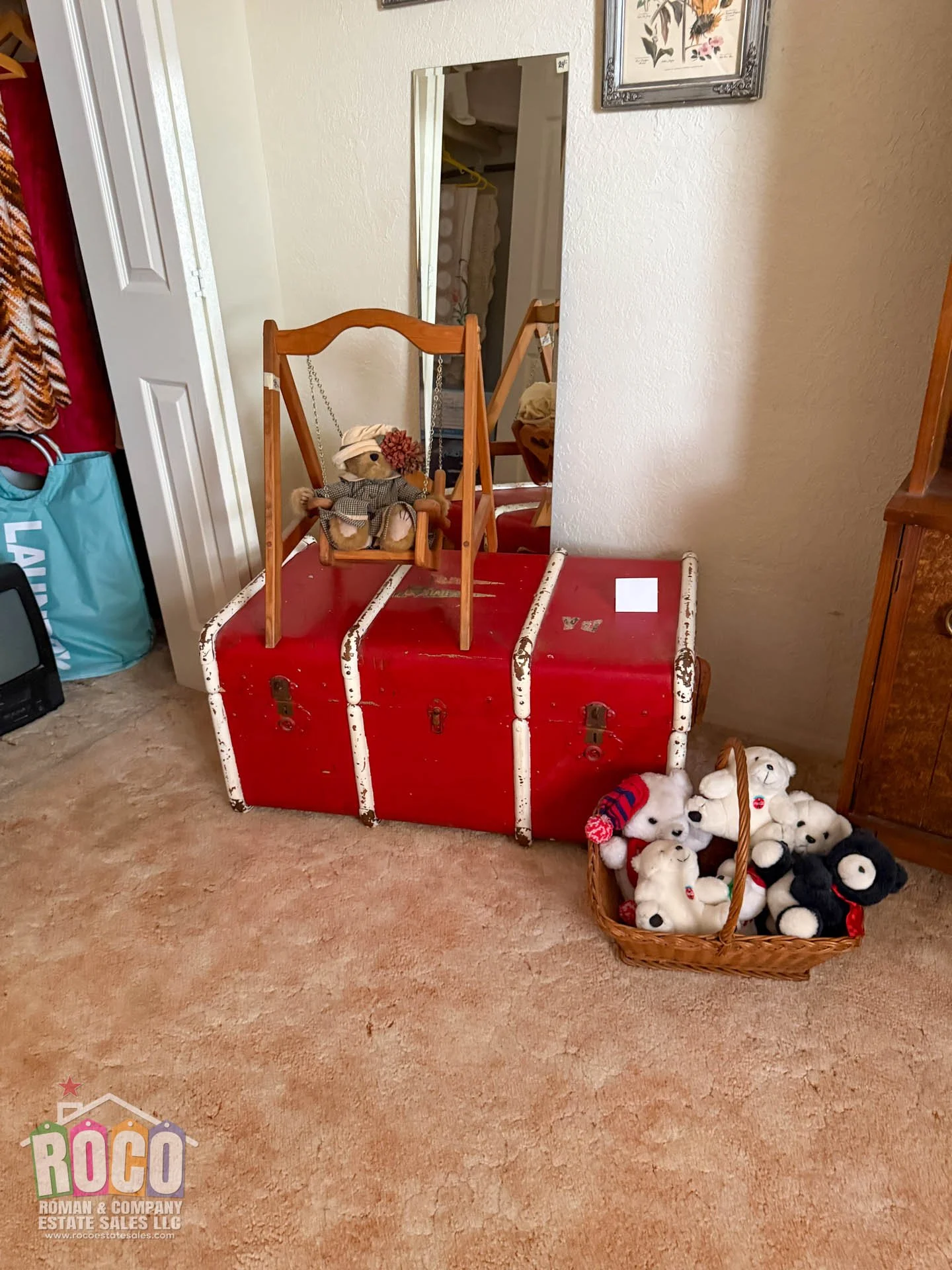 aaa - ROCO Estate Sale - 5701 Longview-20260922-0046.jpg