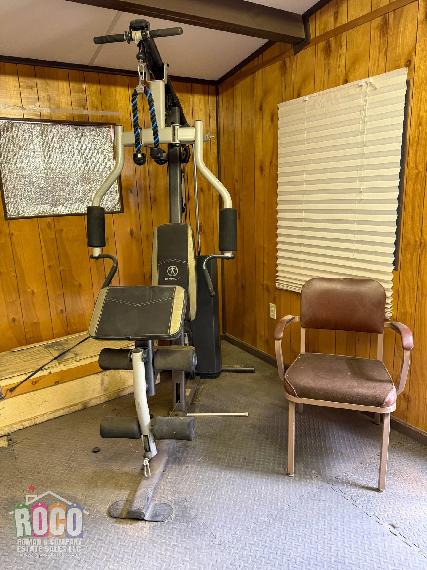 aaa - ROCO Estate Sale - 5701 Longview-20260922-0054.jpg