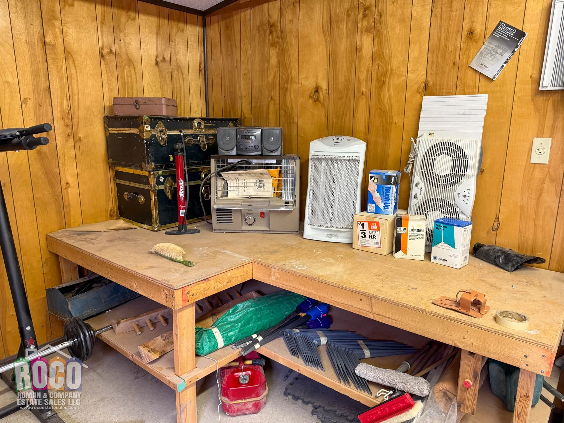 aaa - ROCO Estate Sale - 5701 Longview-20260922-0057.jpg
