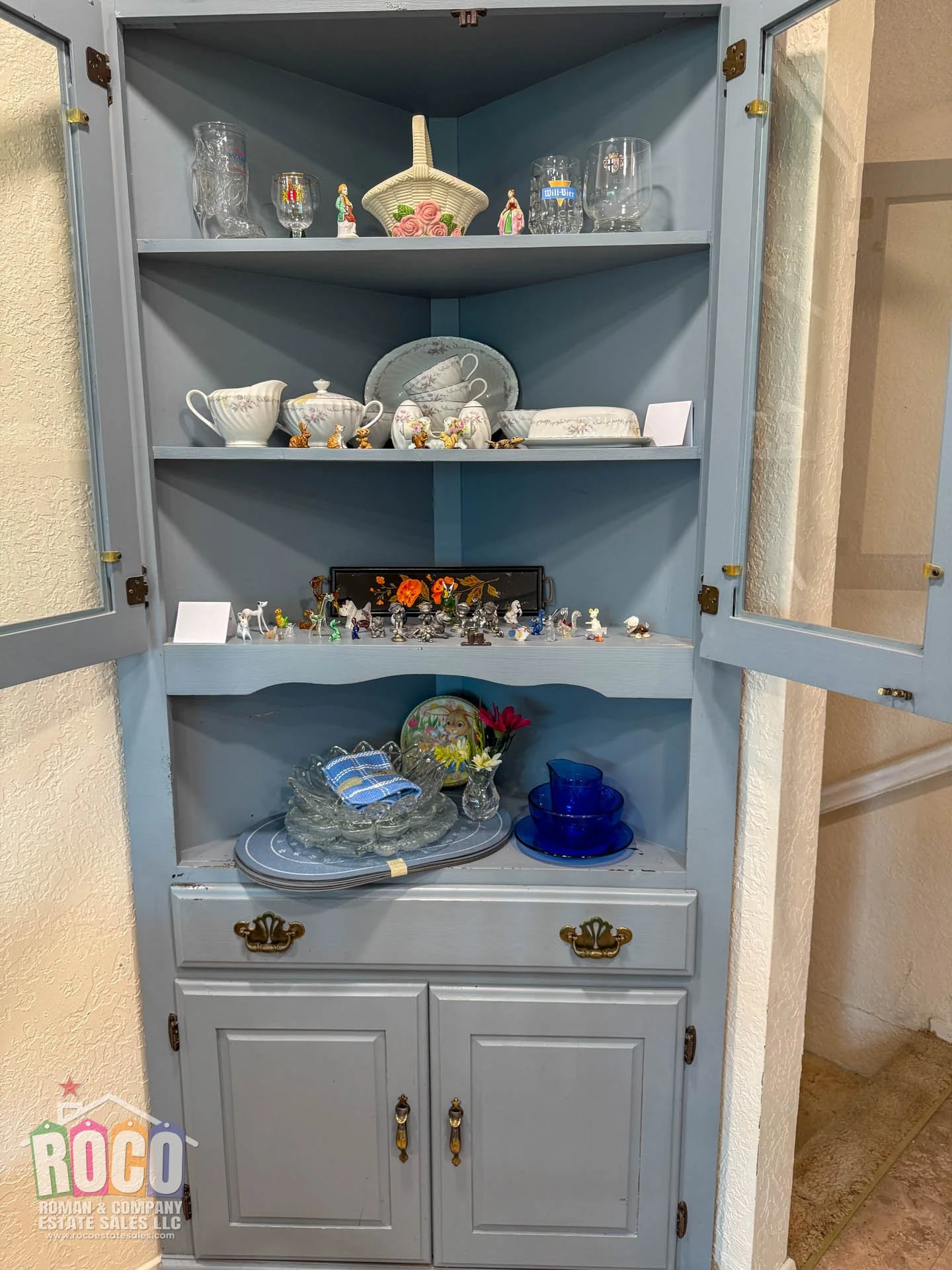 ROCO Estate Sale - 5701 Longview-20260922-0008.jpg