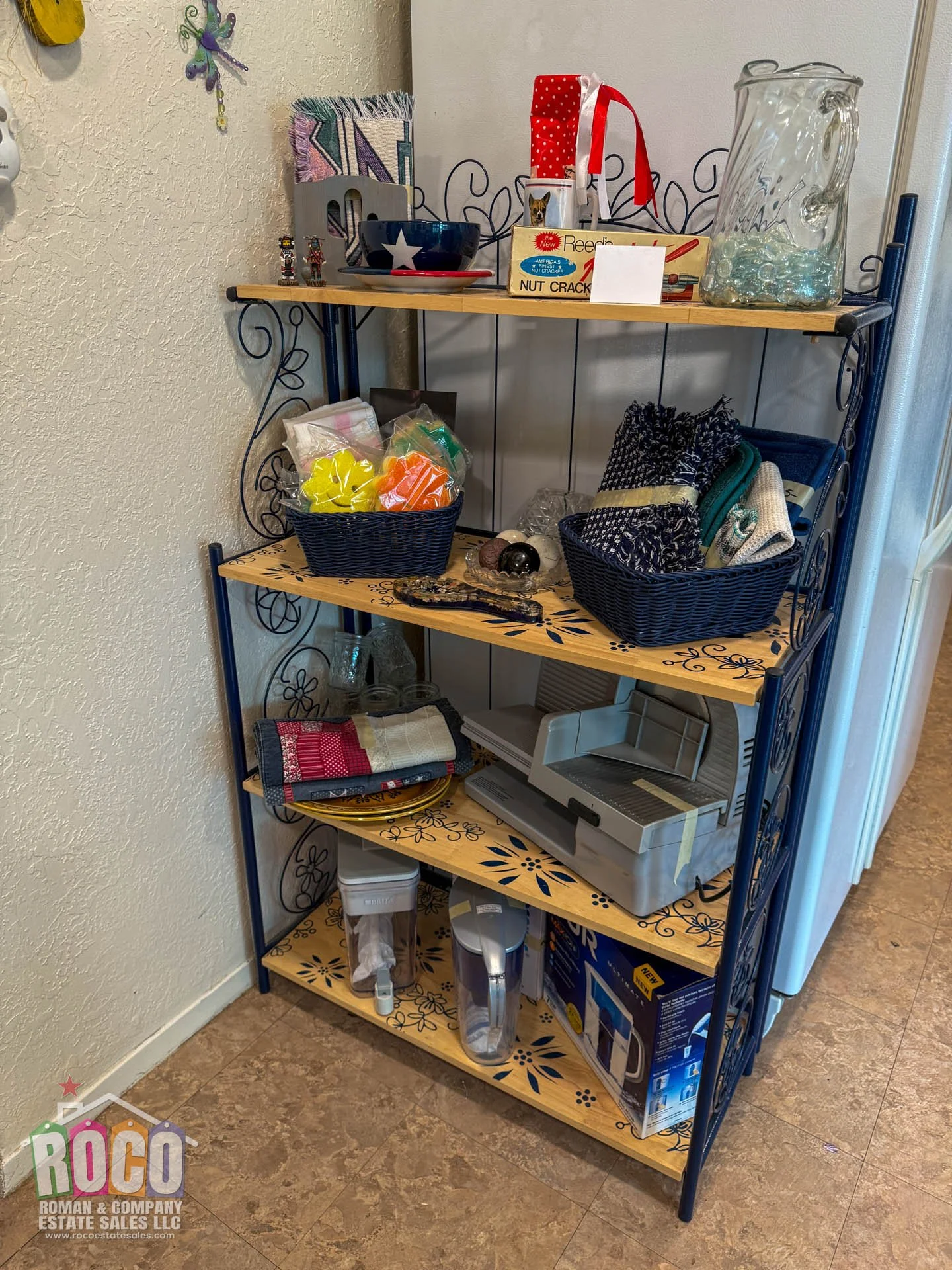 ROCO Estate Sale - 5701 Longview-20260922-0011.jpg