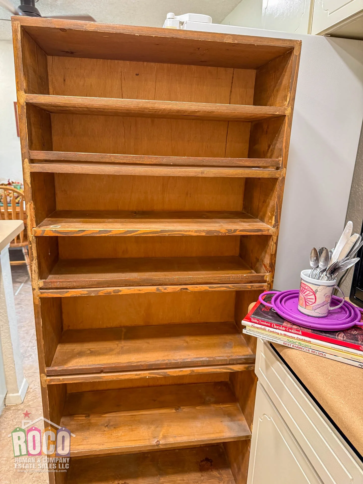 ROCO Estate Sale - 5701 Longview-20260922-0015.jpg