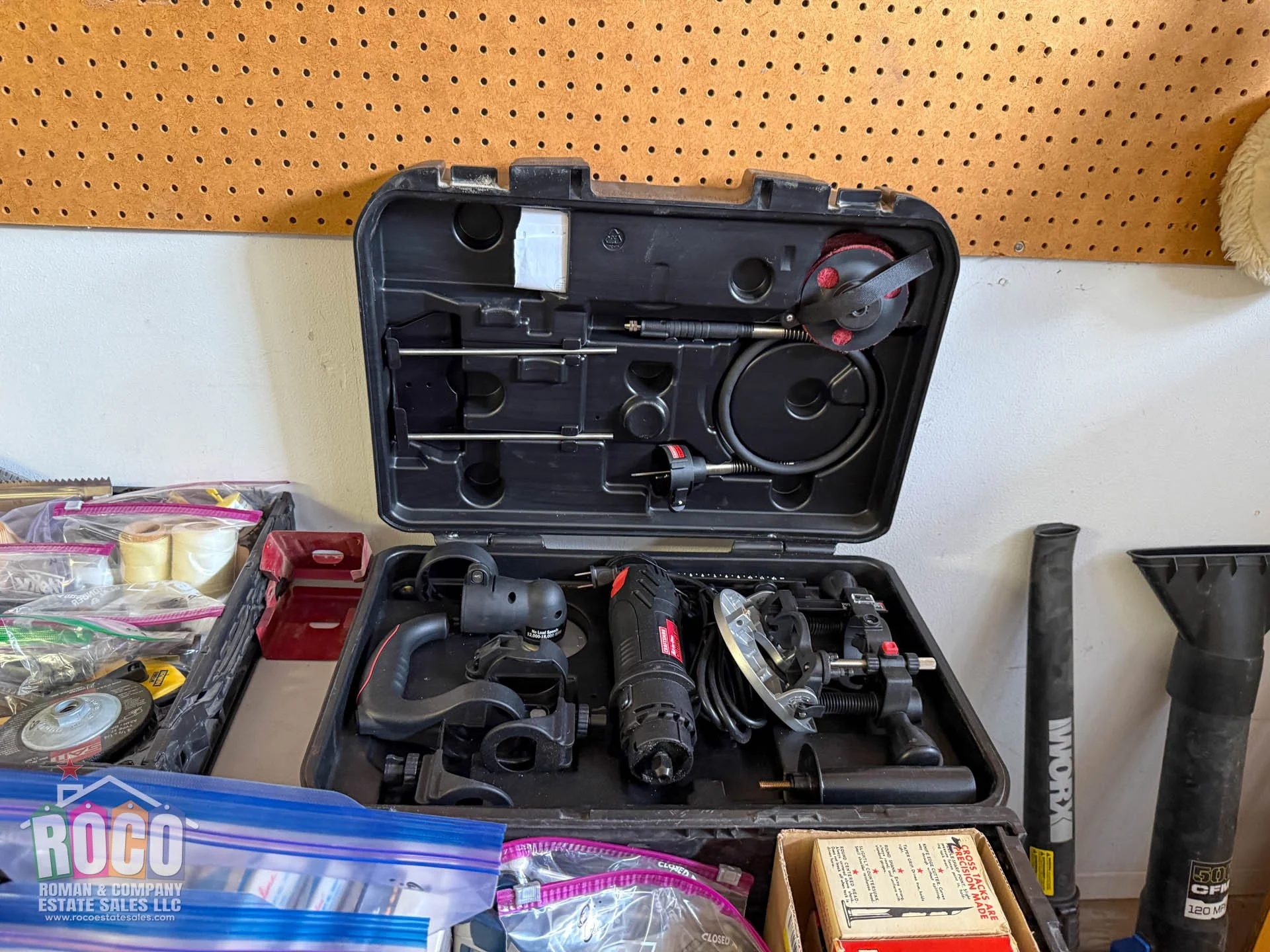 ROCO Estate Sale - 5701 Longview-20260922-0023.jpg