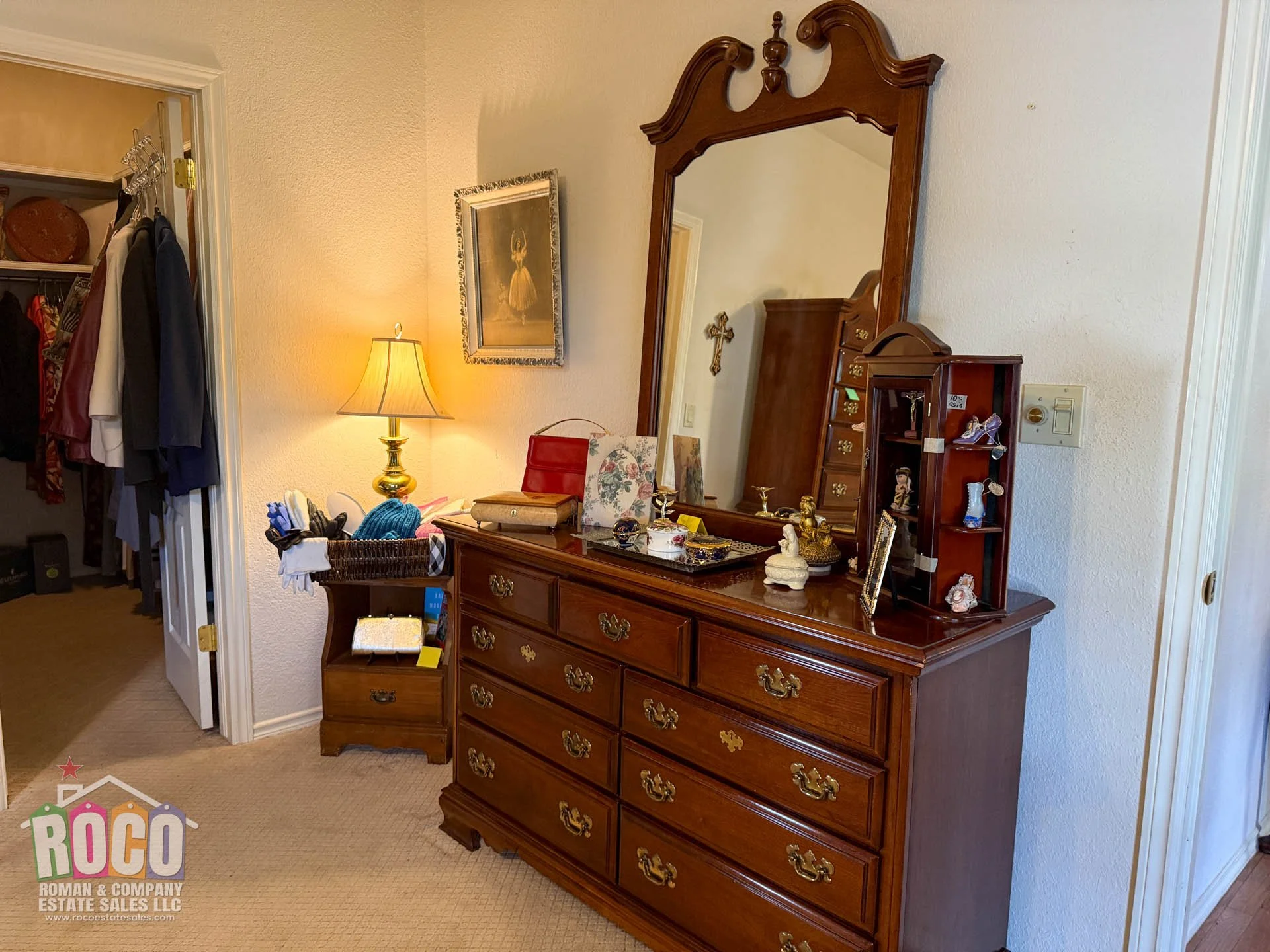 ROCO Estate Sale - 4571 Weeping Willow EPTX 79922-20261001-0027.jpg