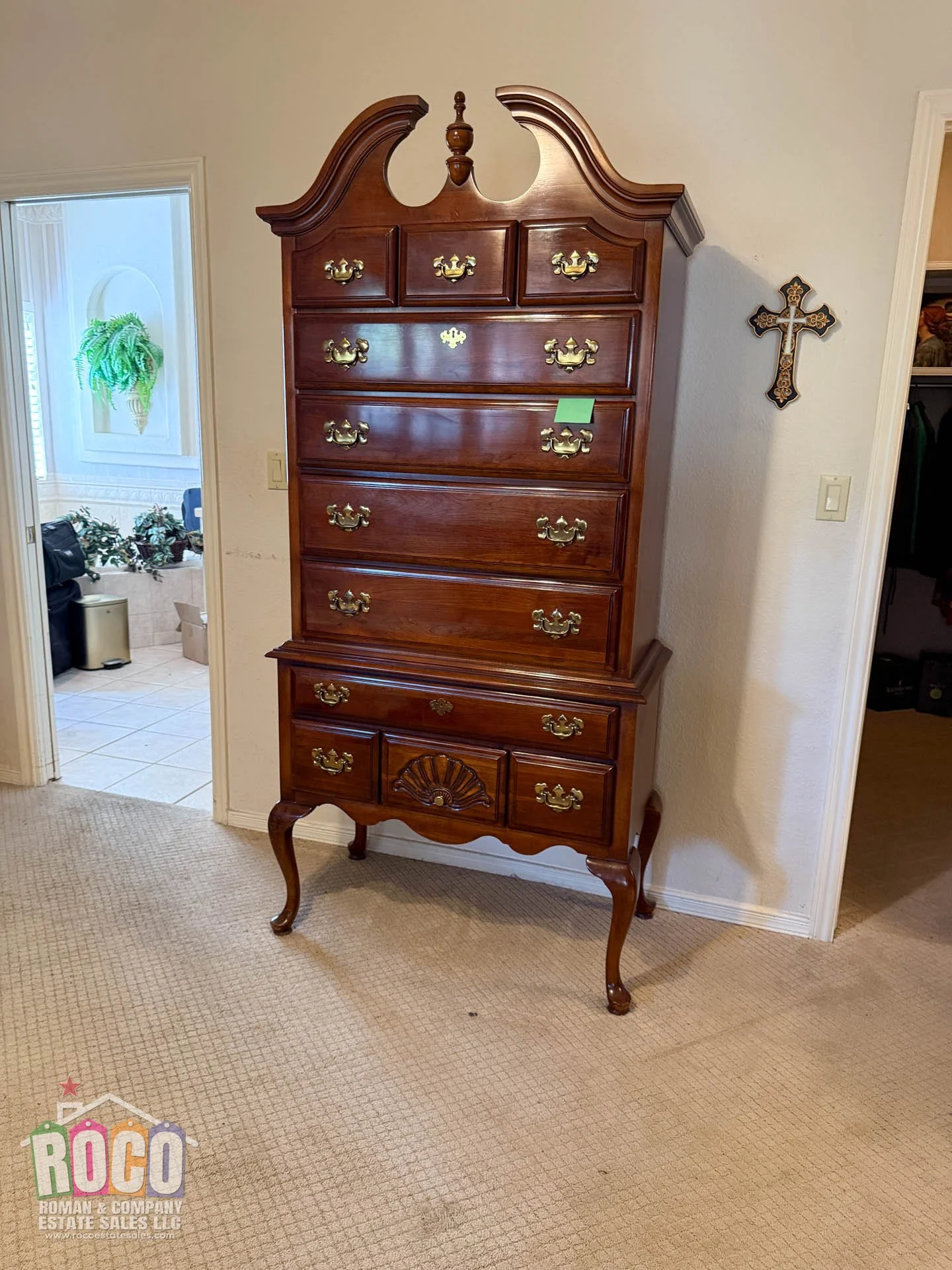 ROCO Estate Sale - 4571 Weeping Willow EPTX 79922-20261001-0028.jpg