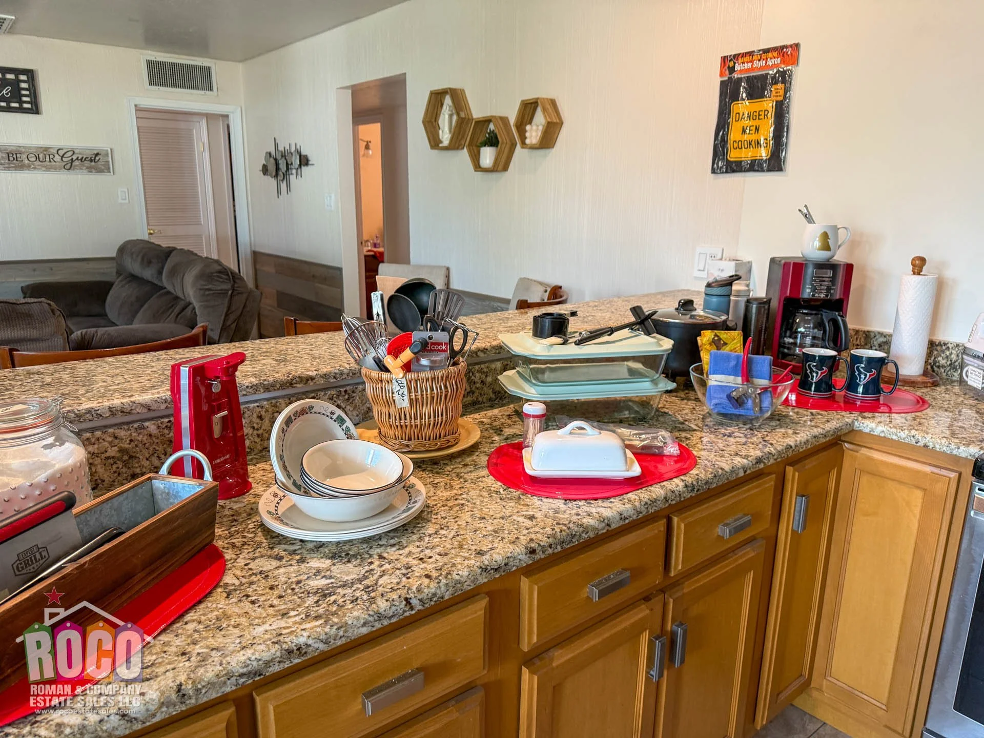 ROCO Estate Sale - 3206 Lorne Rd EPTX 79925-20261012-0019.jpg