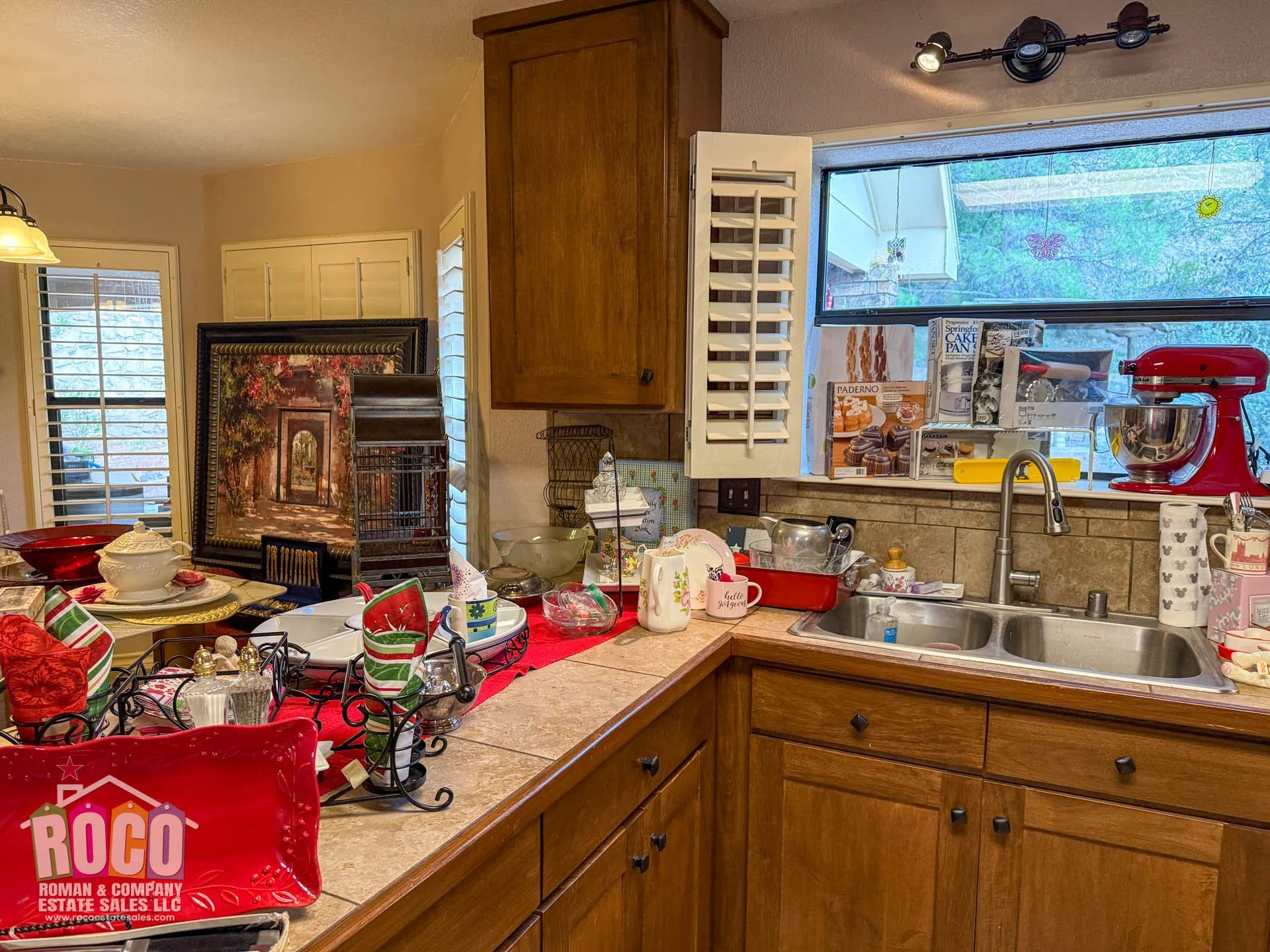 ROCO Estate Sales - 860 Hempstead Dr - EPTX 79912-20261022-0007.jpg